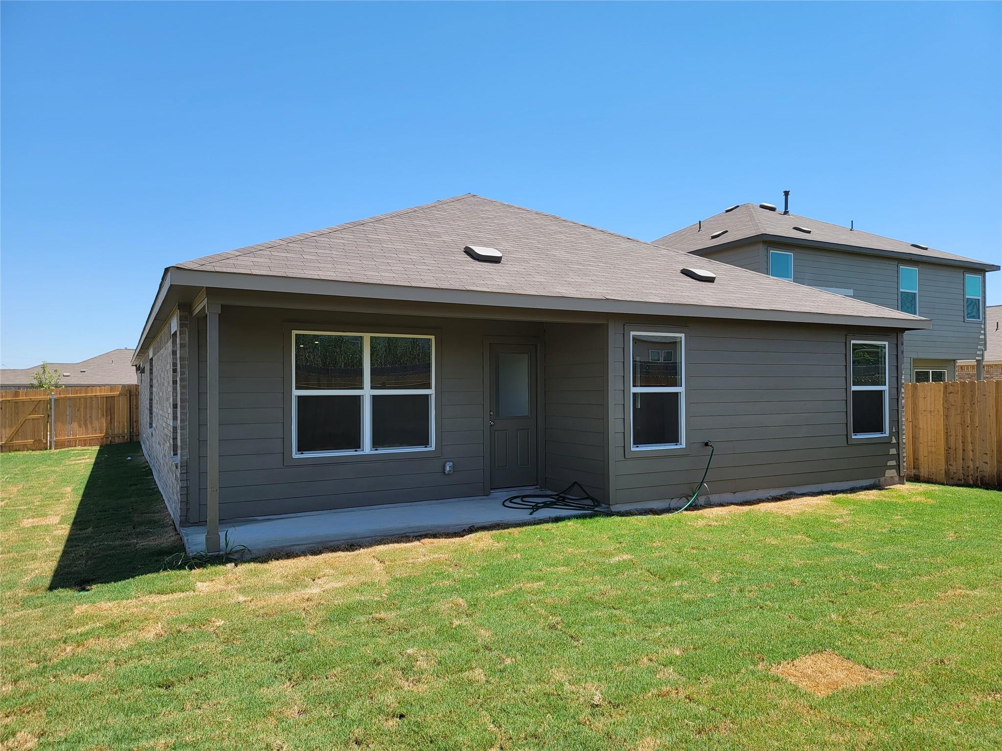 100 Montego St Property Photo 27