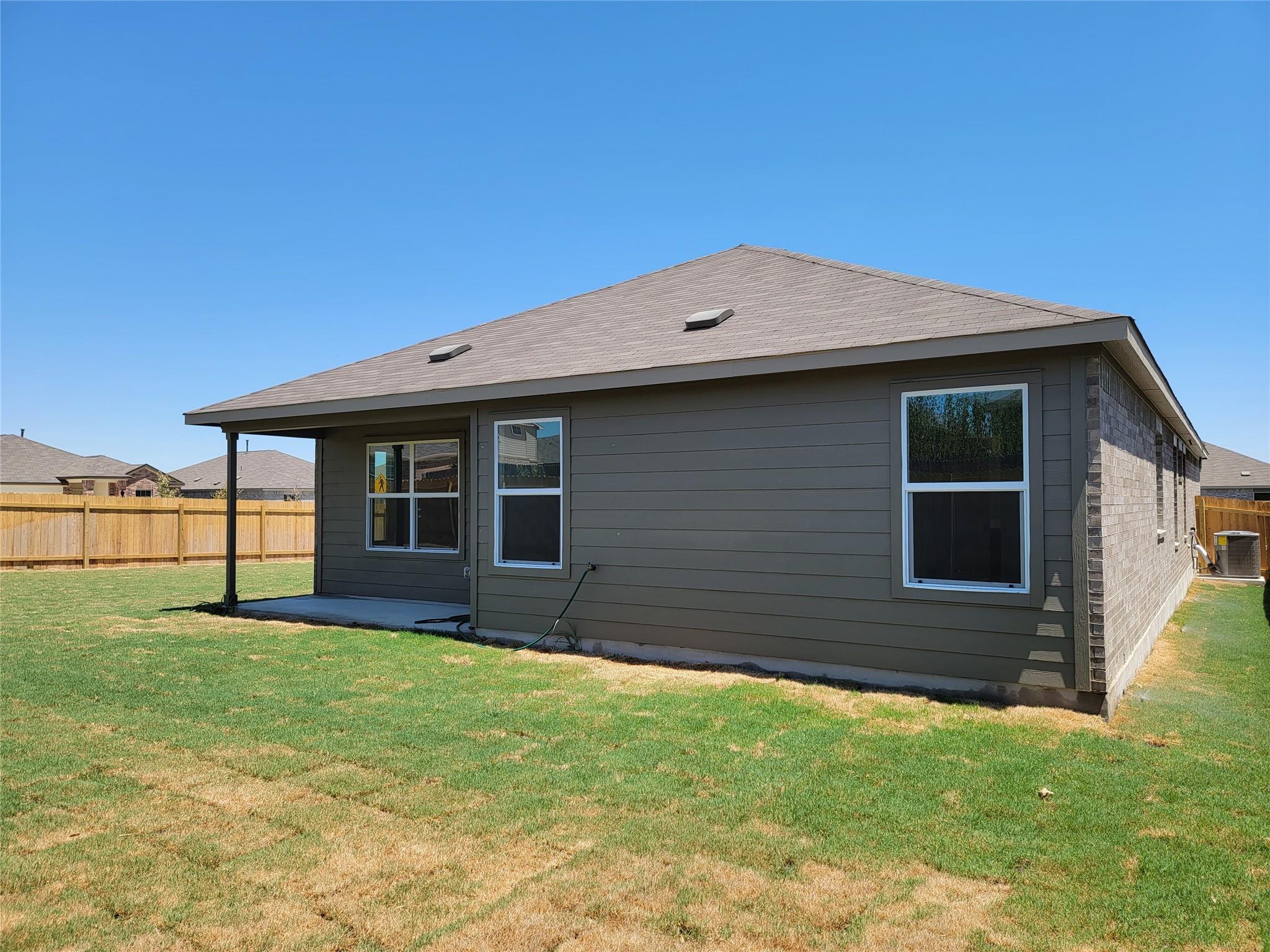 100 Montego St Property Photo 28