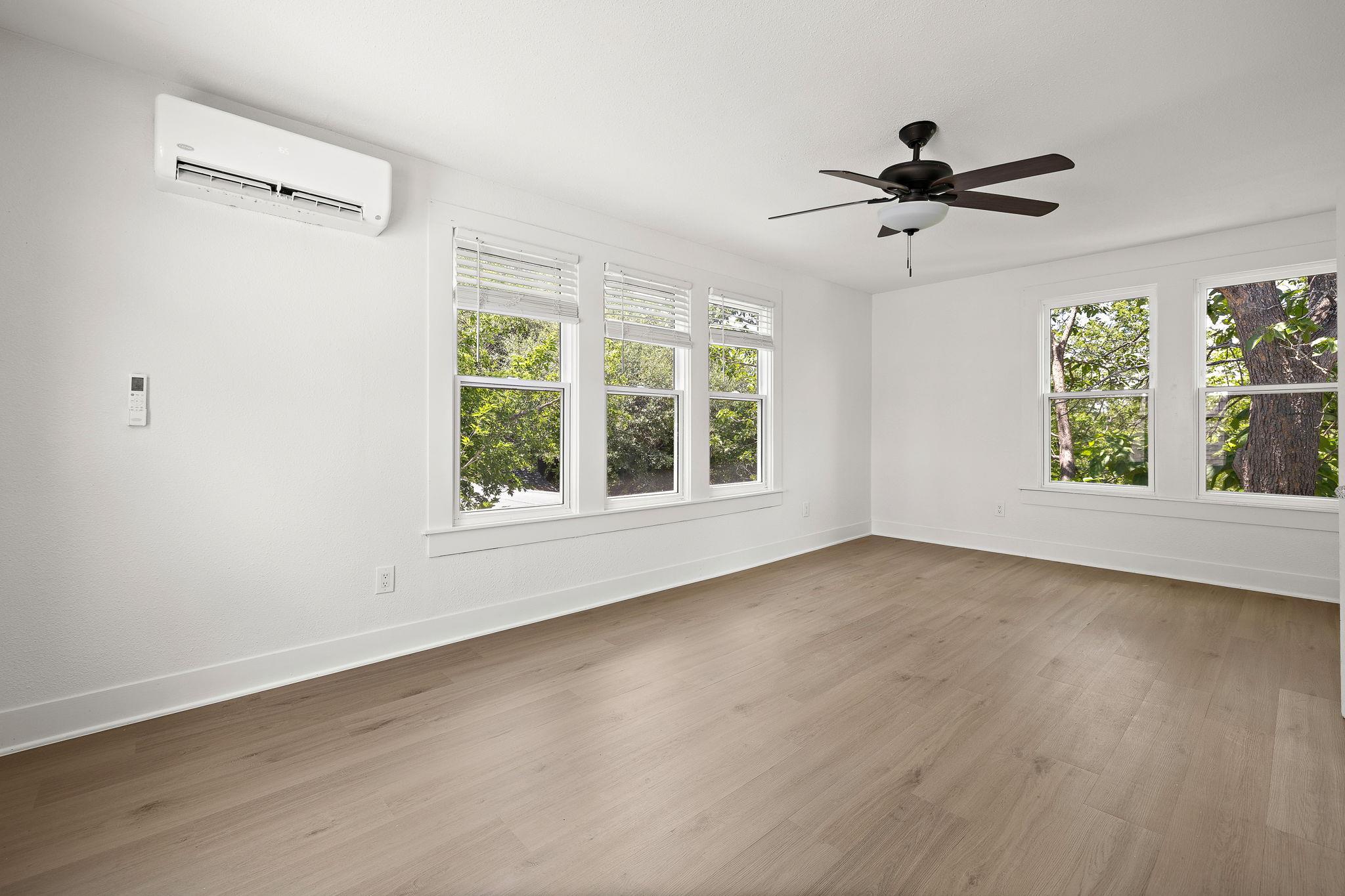 1301 Sloan St Property Photo 20