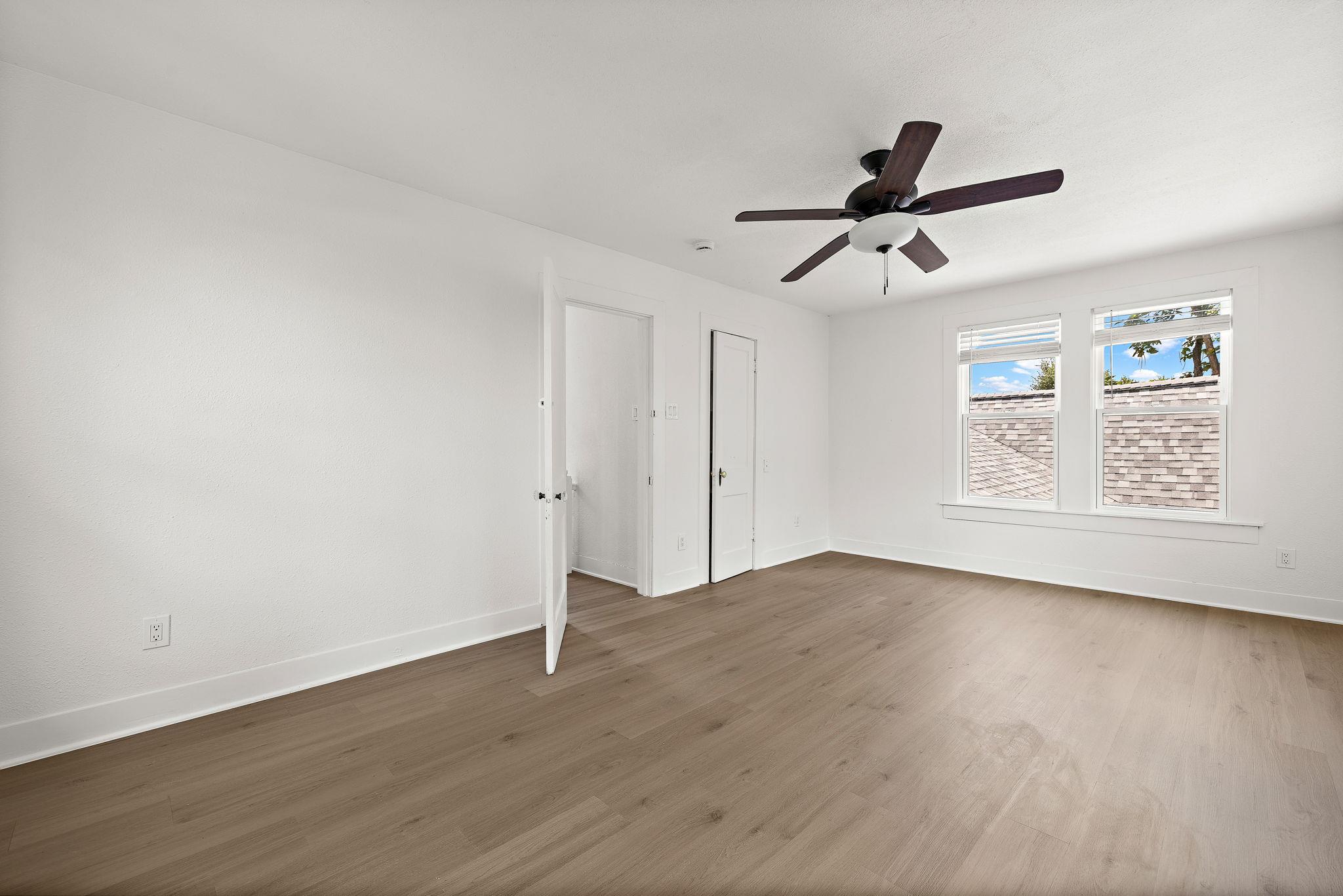 1301 Sloan St Property Photo 21