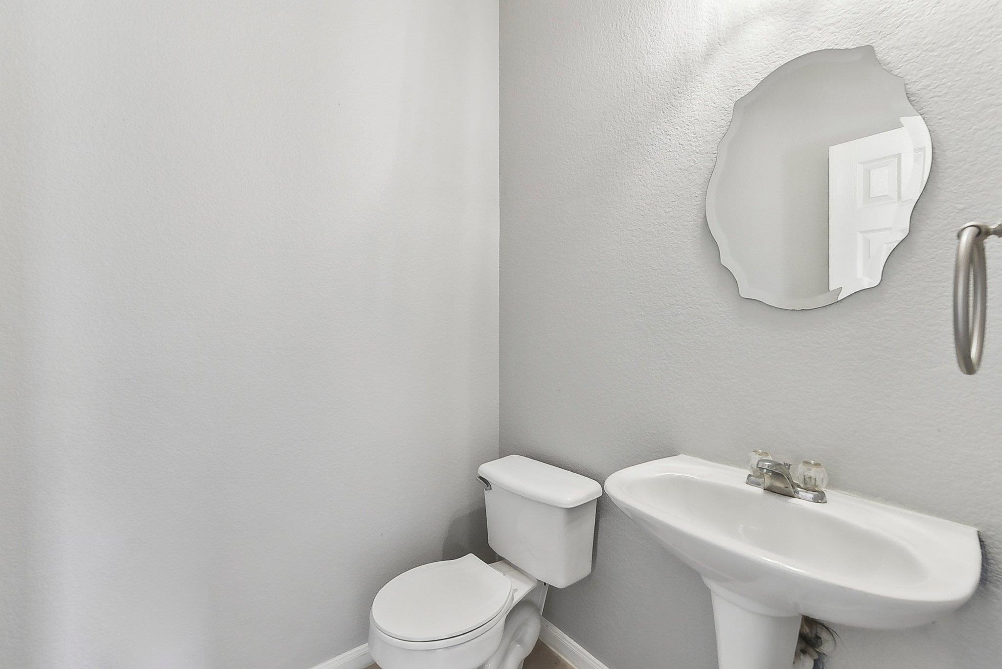 164 Ashwood Property Photo 17
