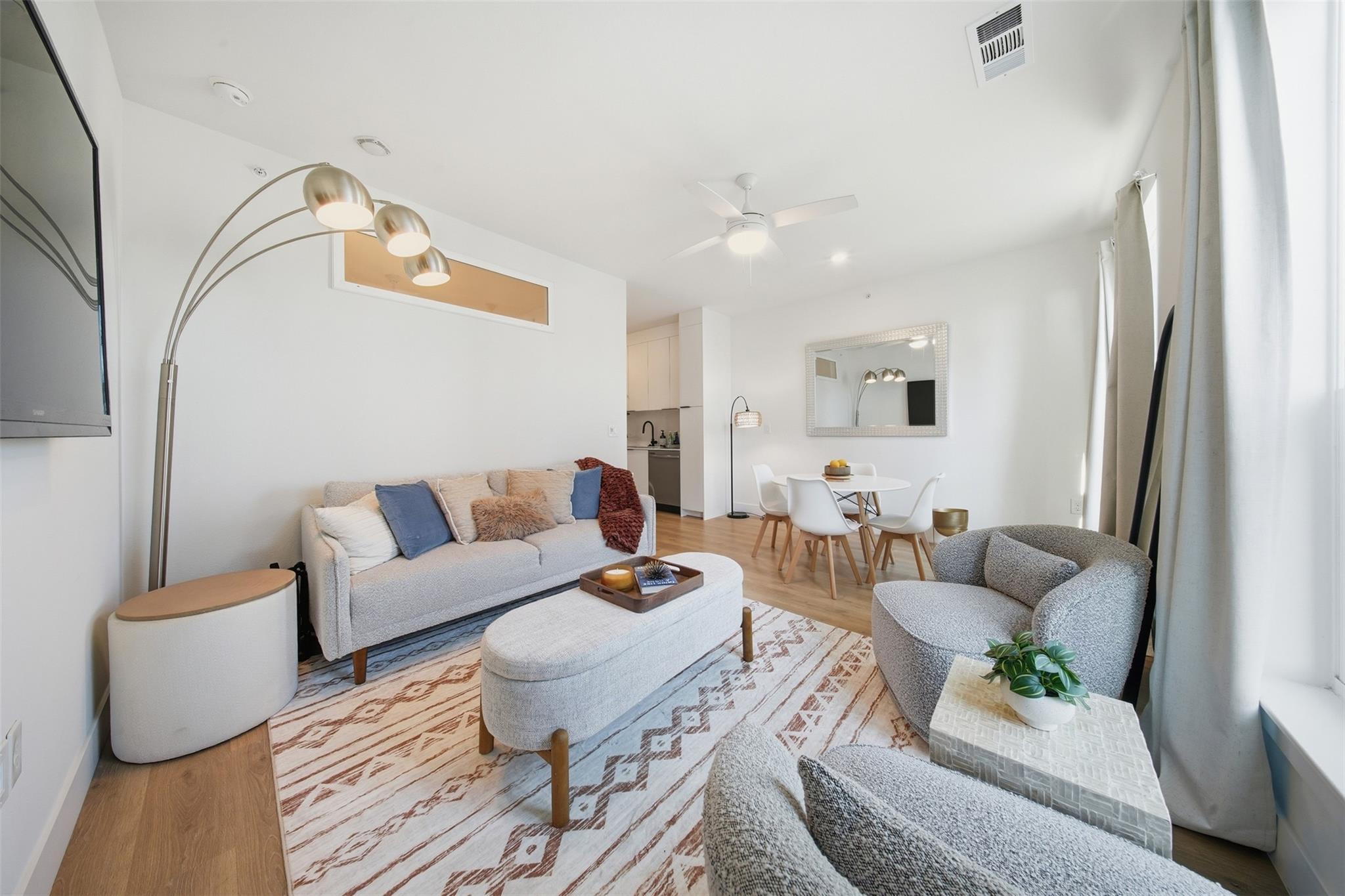 1701 Simond Ave #615 Property Photo 6