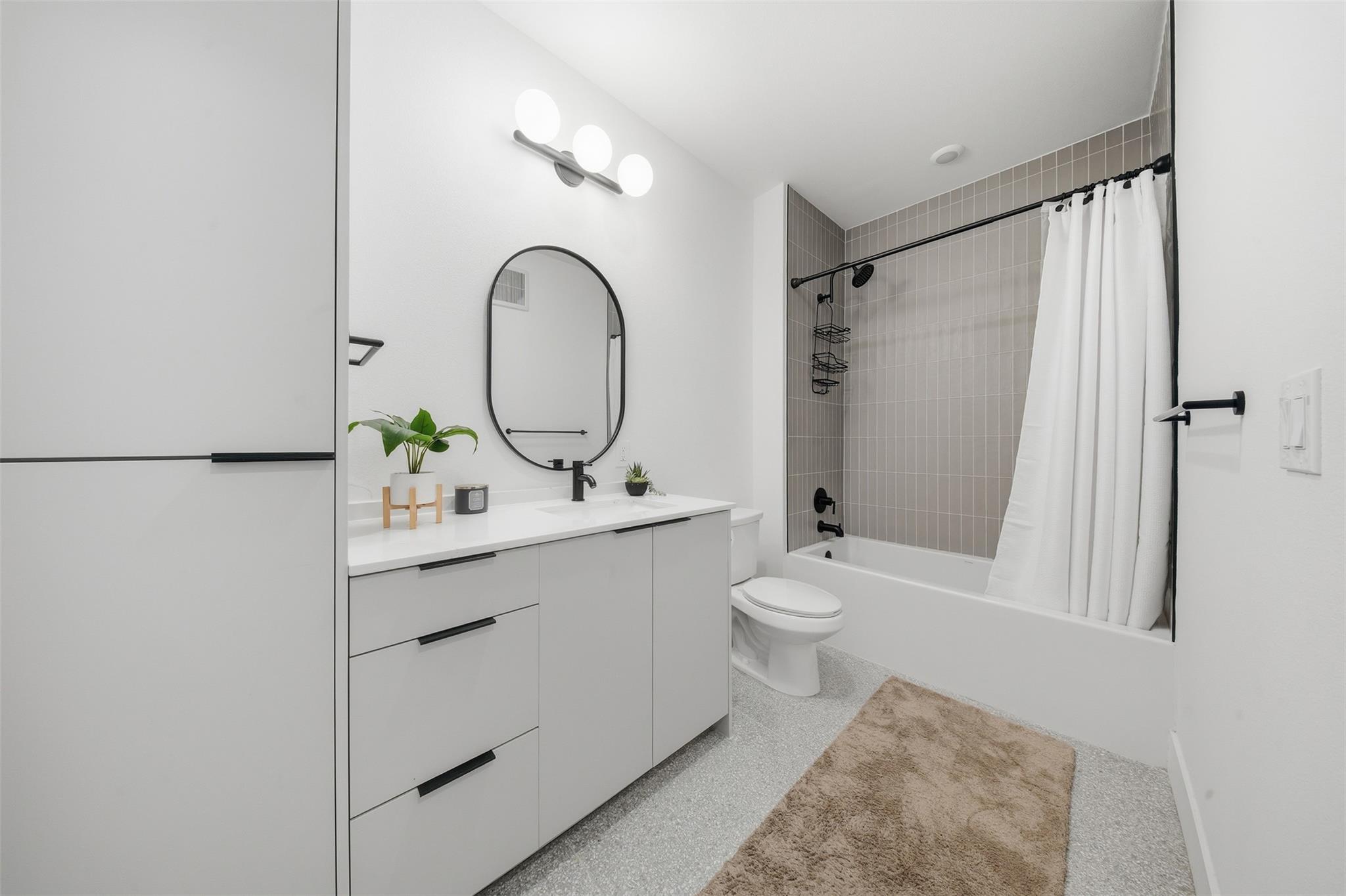 1701 Simond Ave #615 Property Photo 15