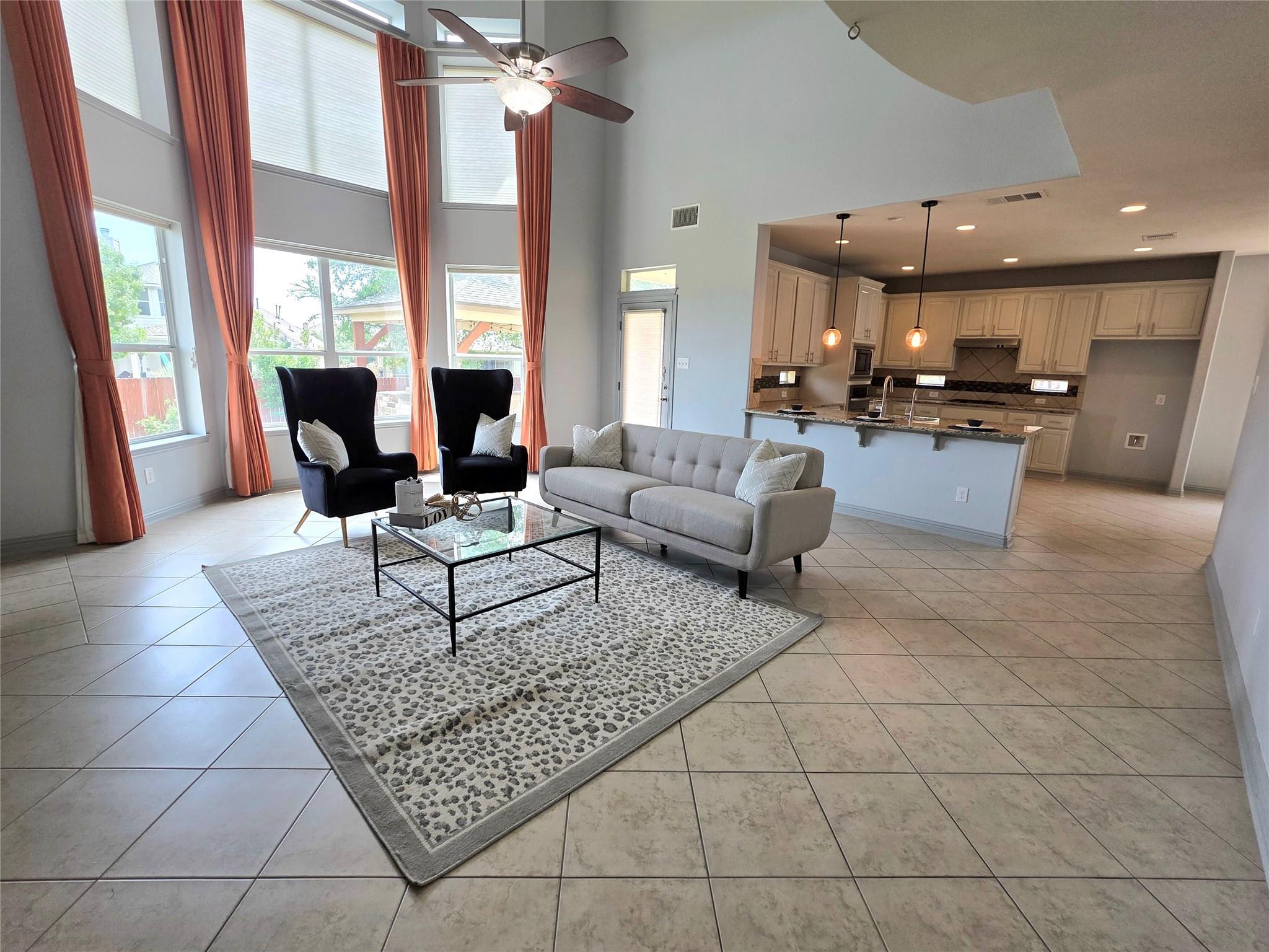 333 Spanish Mustang Dr Property Photo 8