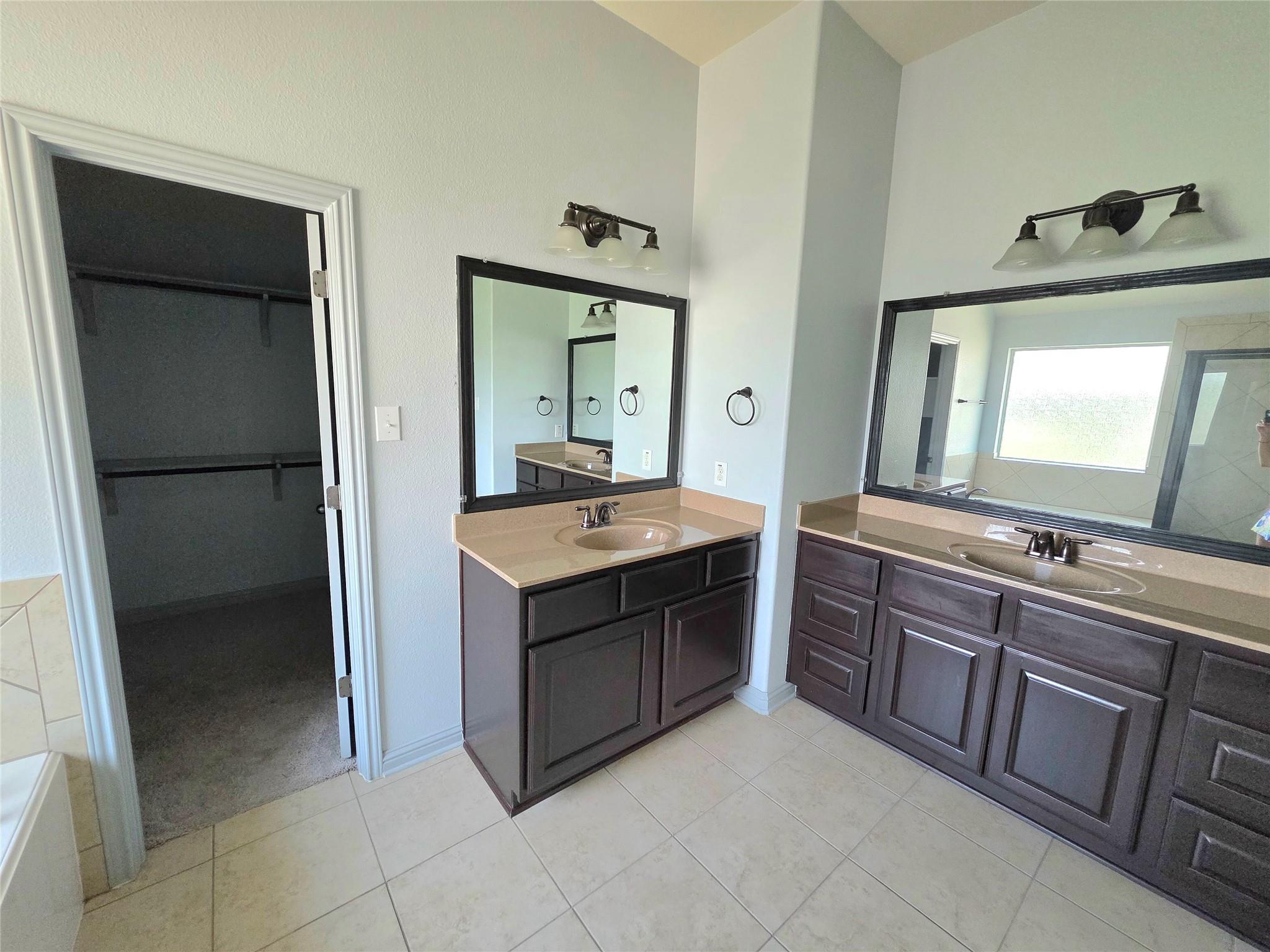 333 Spanish Mustang Dr Property Photo 22