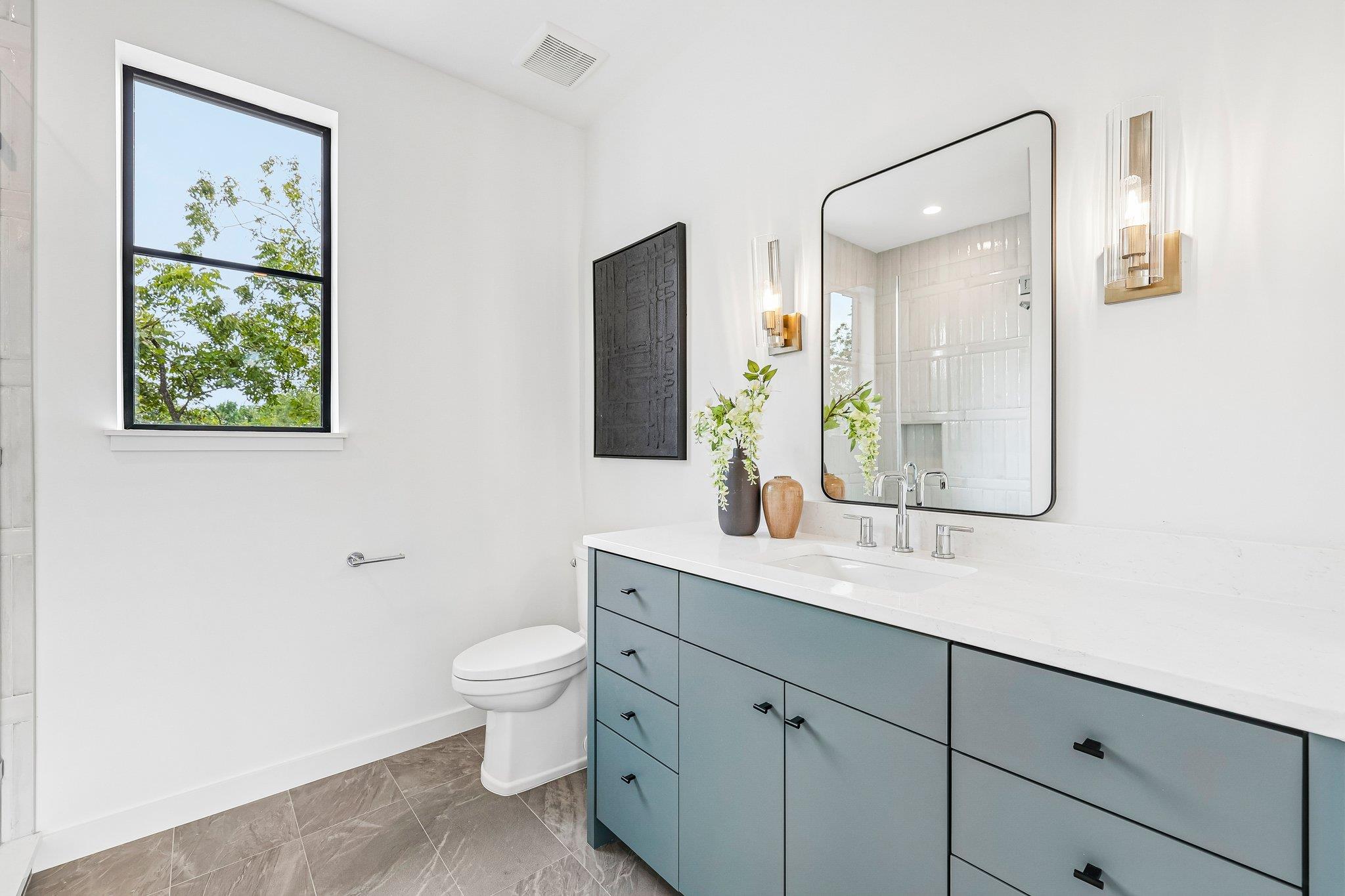 1709 Valeria St Property Photo 20