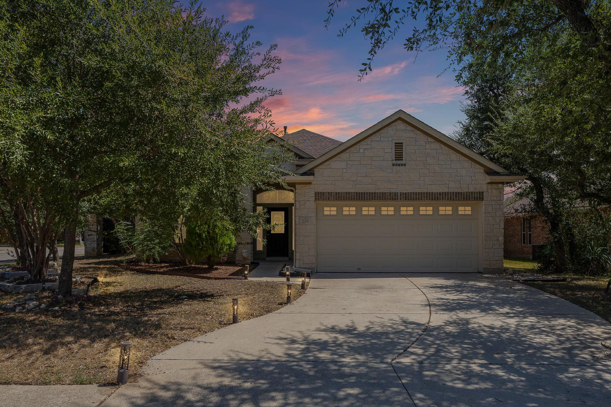 216 Cherry Laurel Dr Property Photo 2