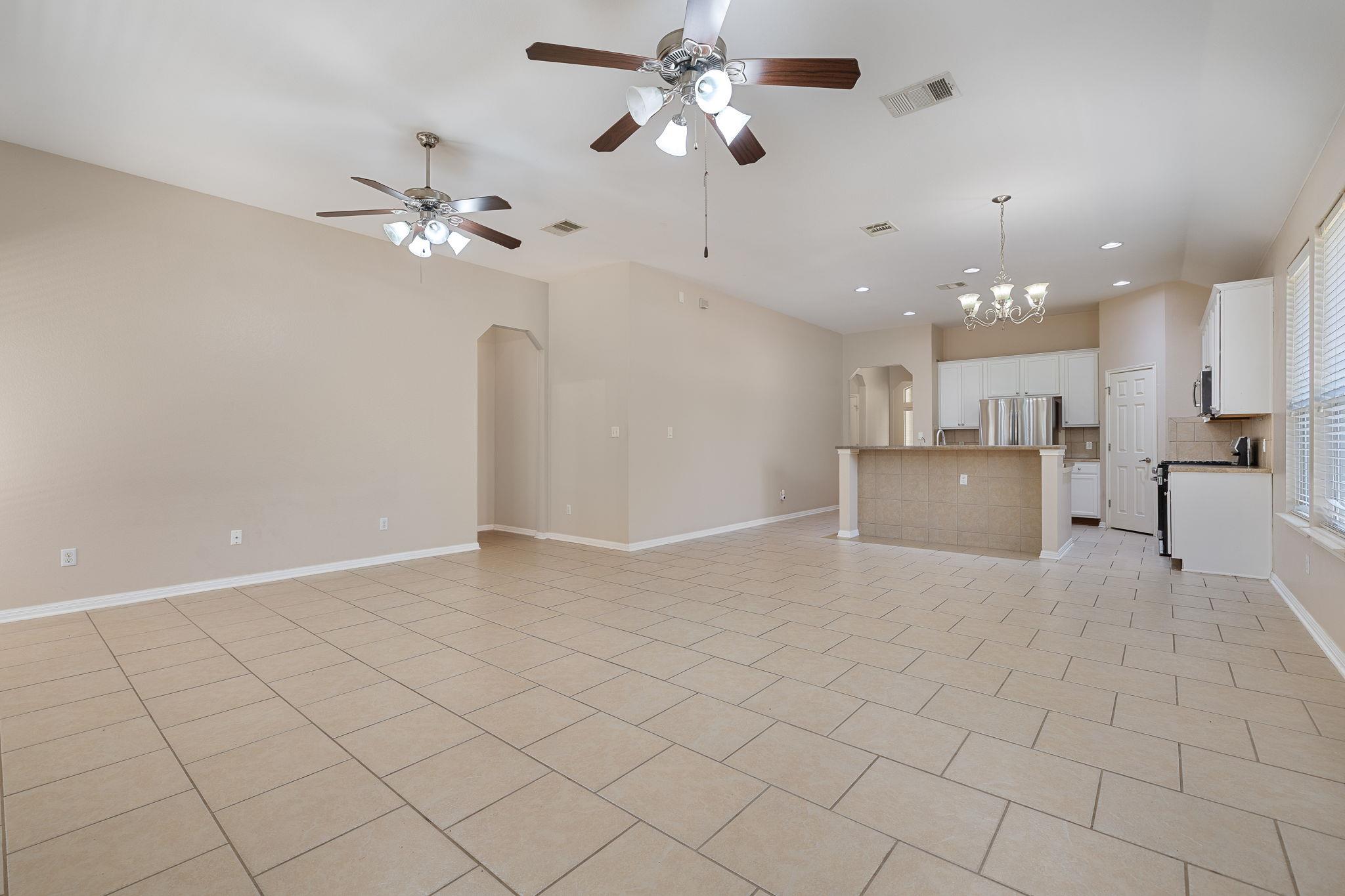 216 Cherry Laurel Dr Property Photo 9