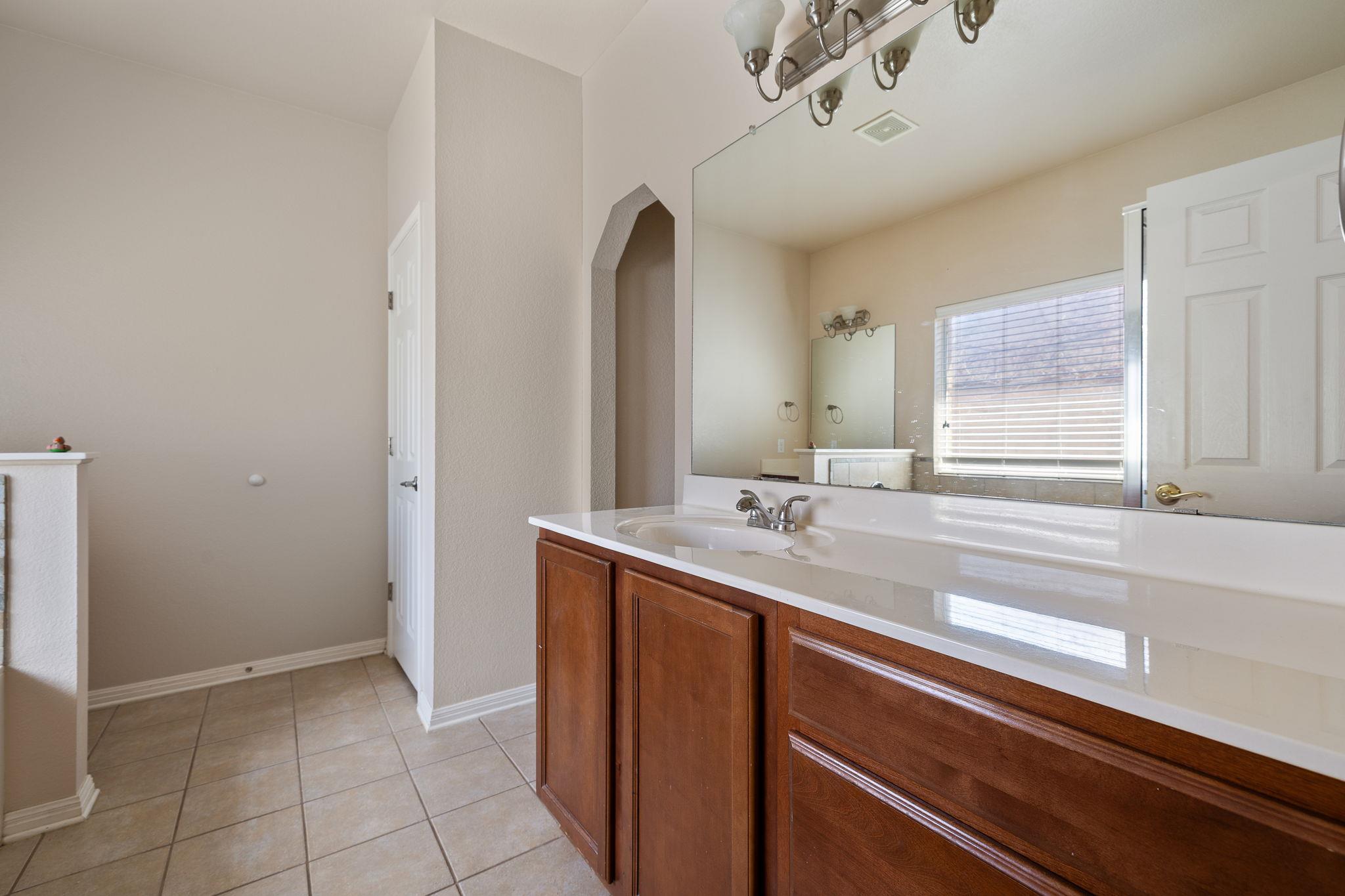 216 Cherry Laurel Dr Property Photo 11
