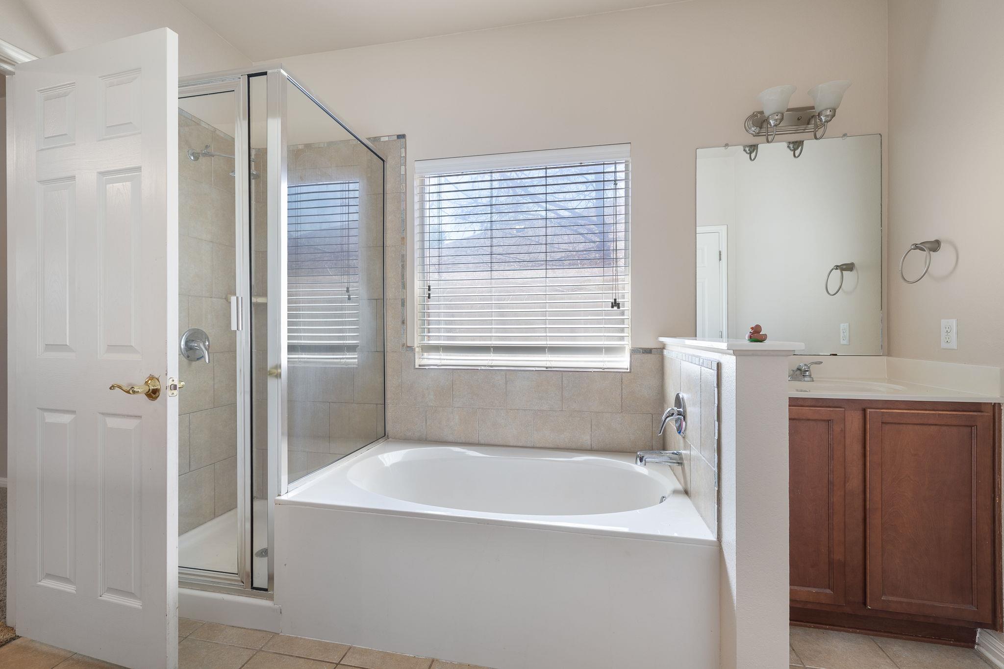 216 Cherry Laurel Dr Property Photo 12