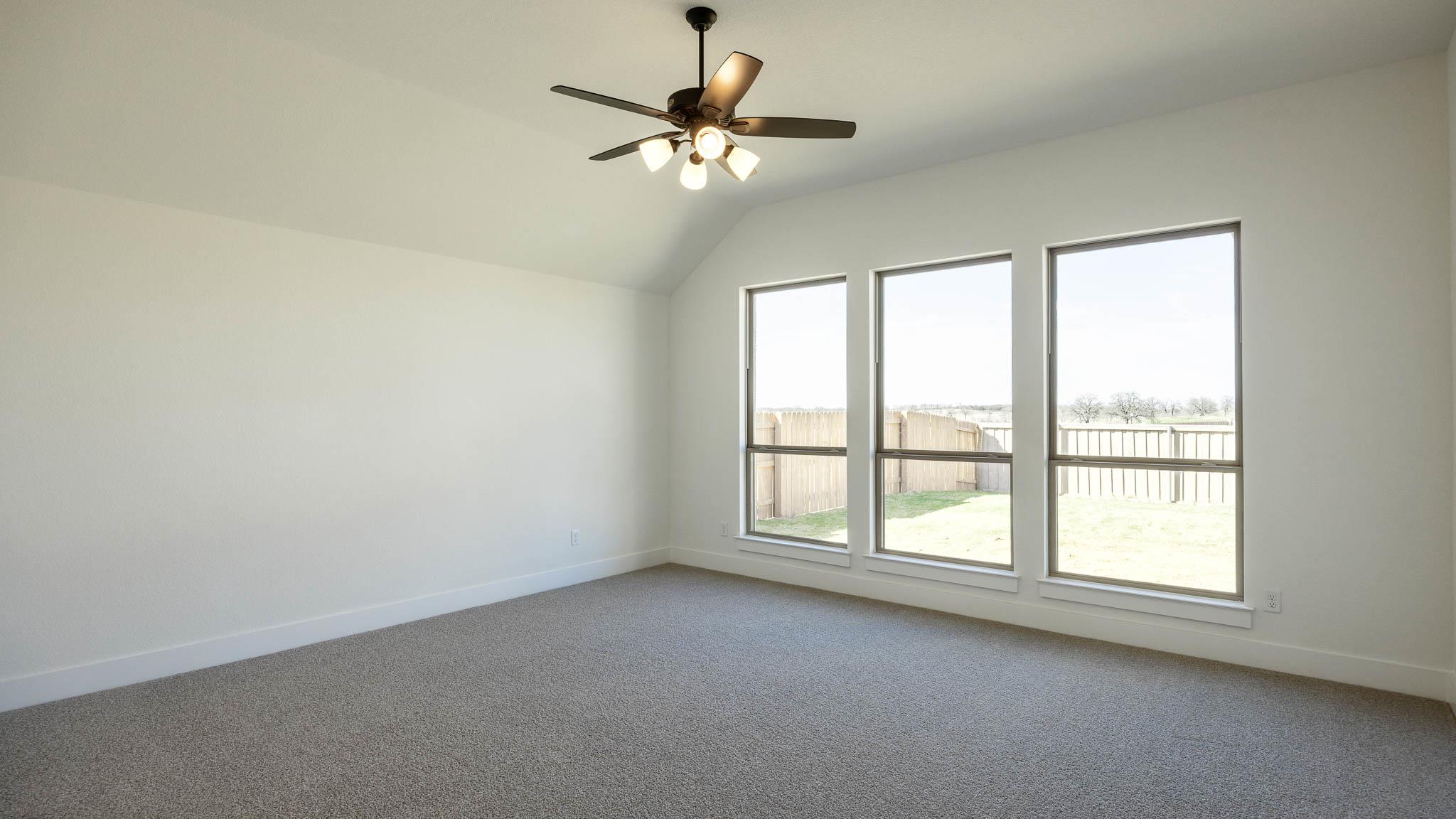 134 Palo Pinto Bnd Property Photo 8