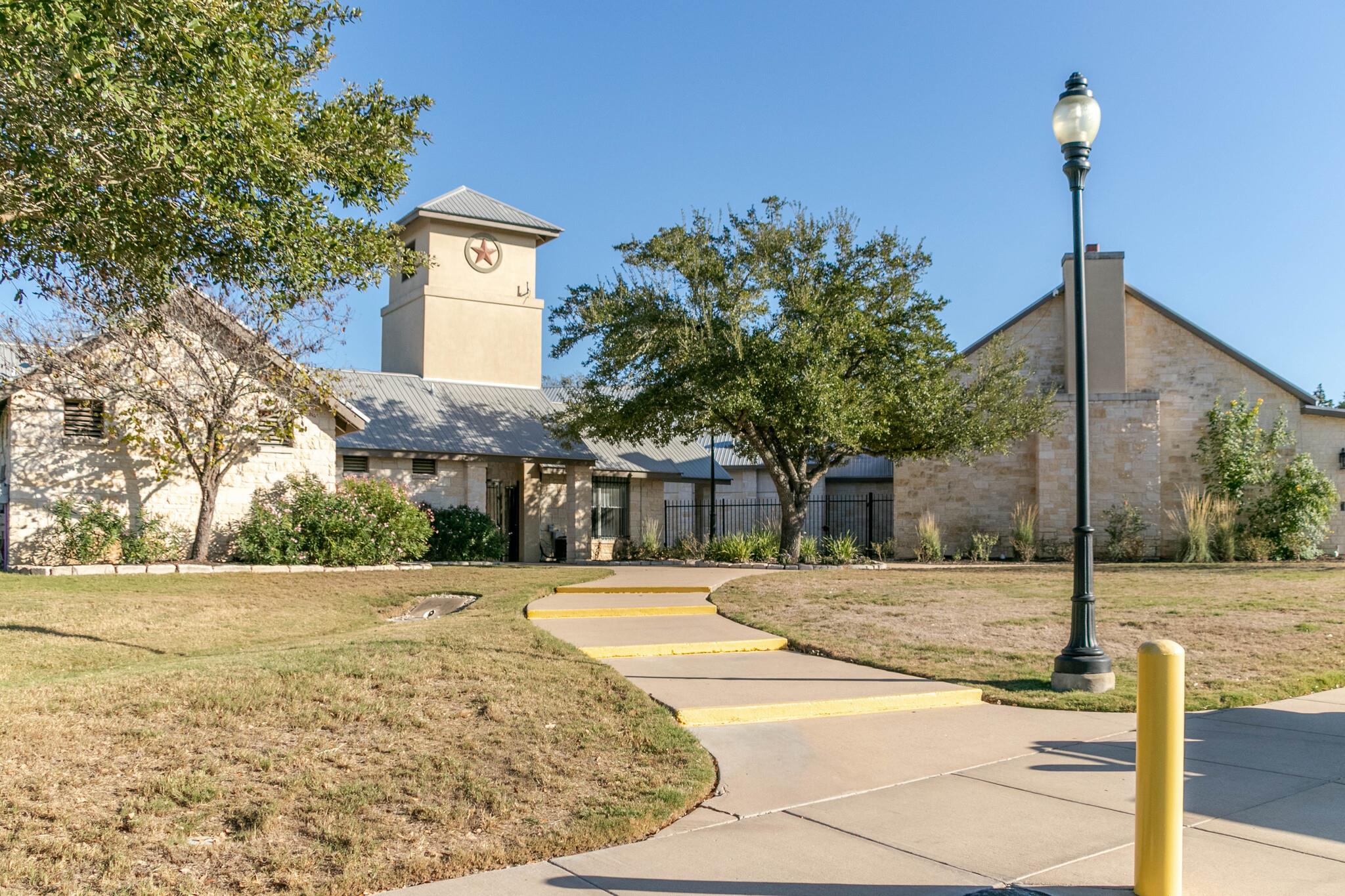 134 Palo Pinto Bnd Property Photo 18