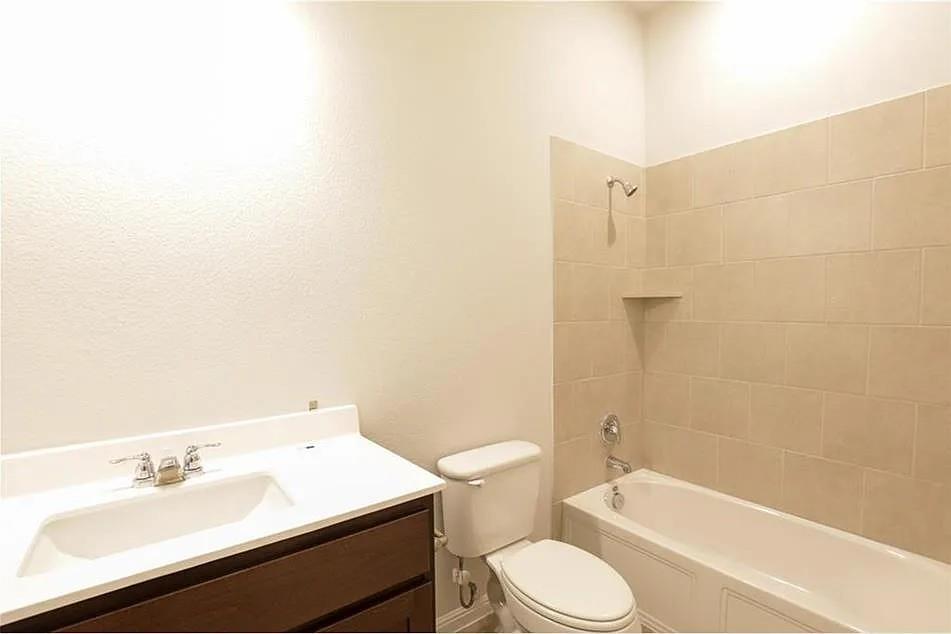 135 Horseshoe Cv Property Photo 14