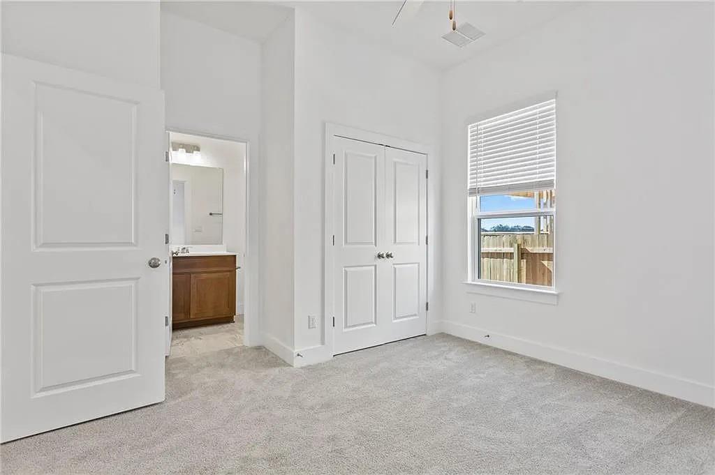 135 Horseshoe Cv Property Photo 24