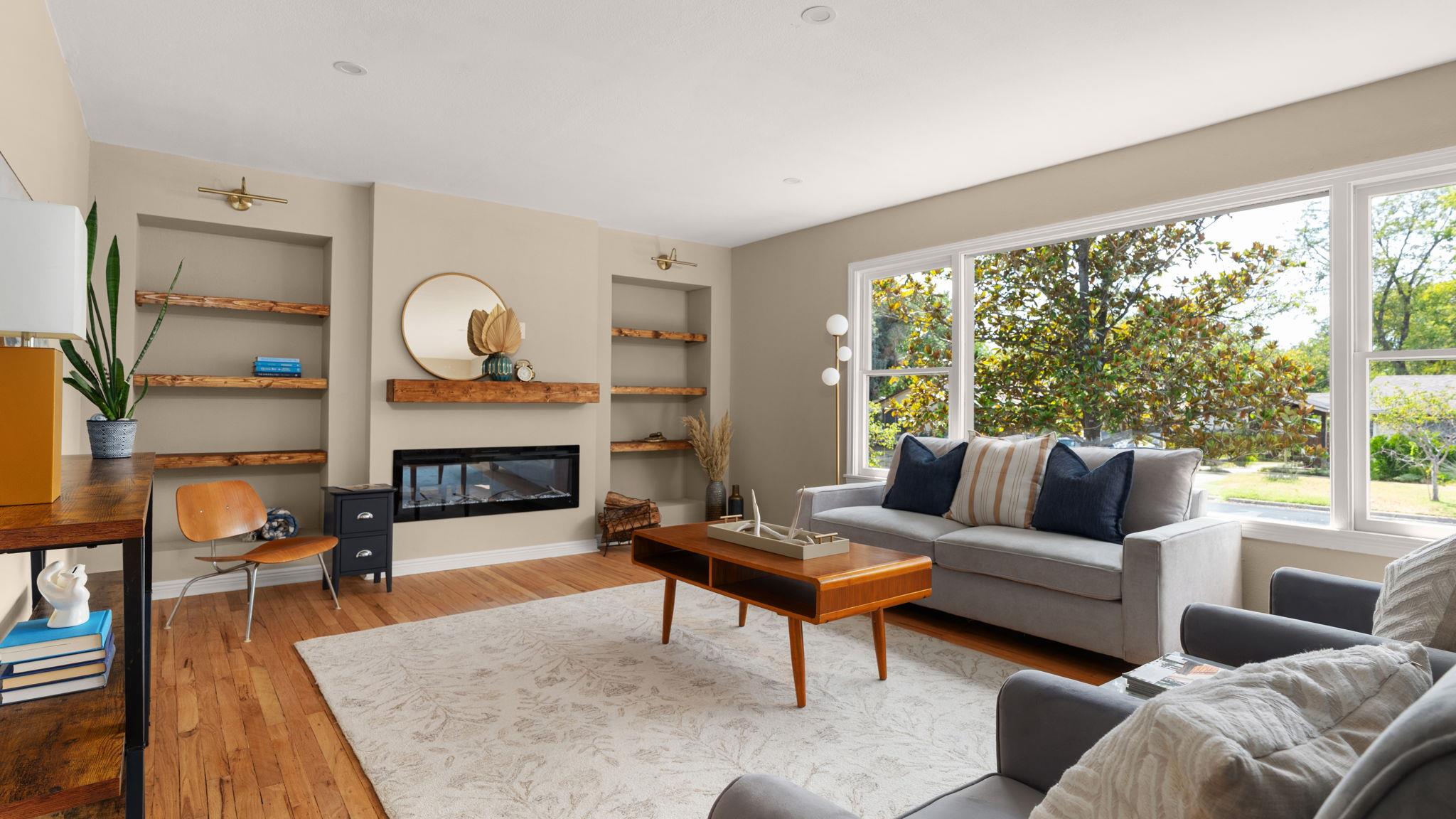 5807 Woodview Ave Property Photo 3