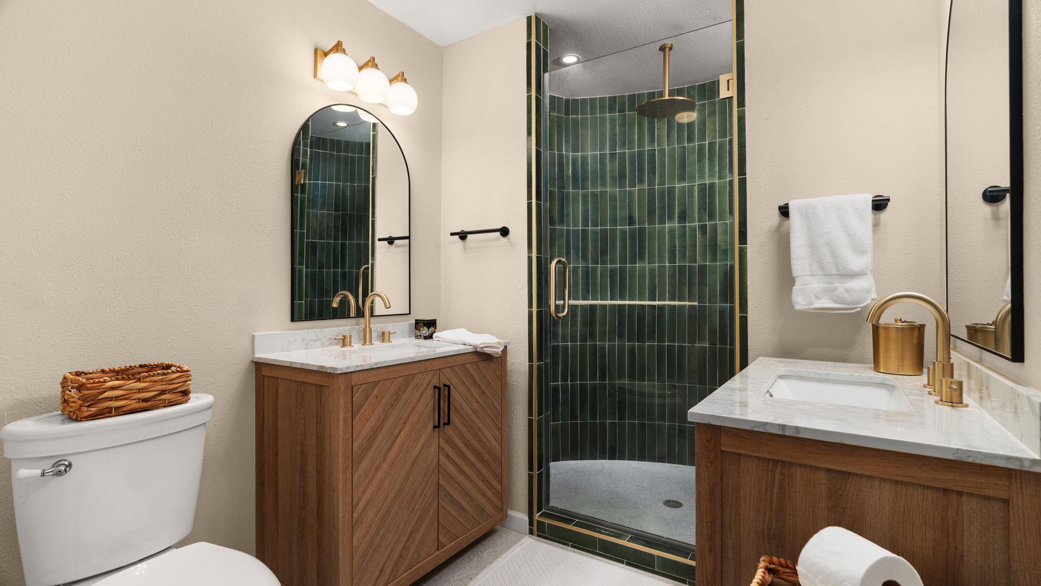 5807 Woodview Ave Property Photo 13