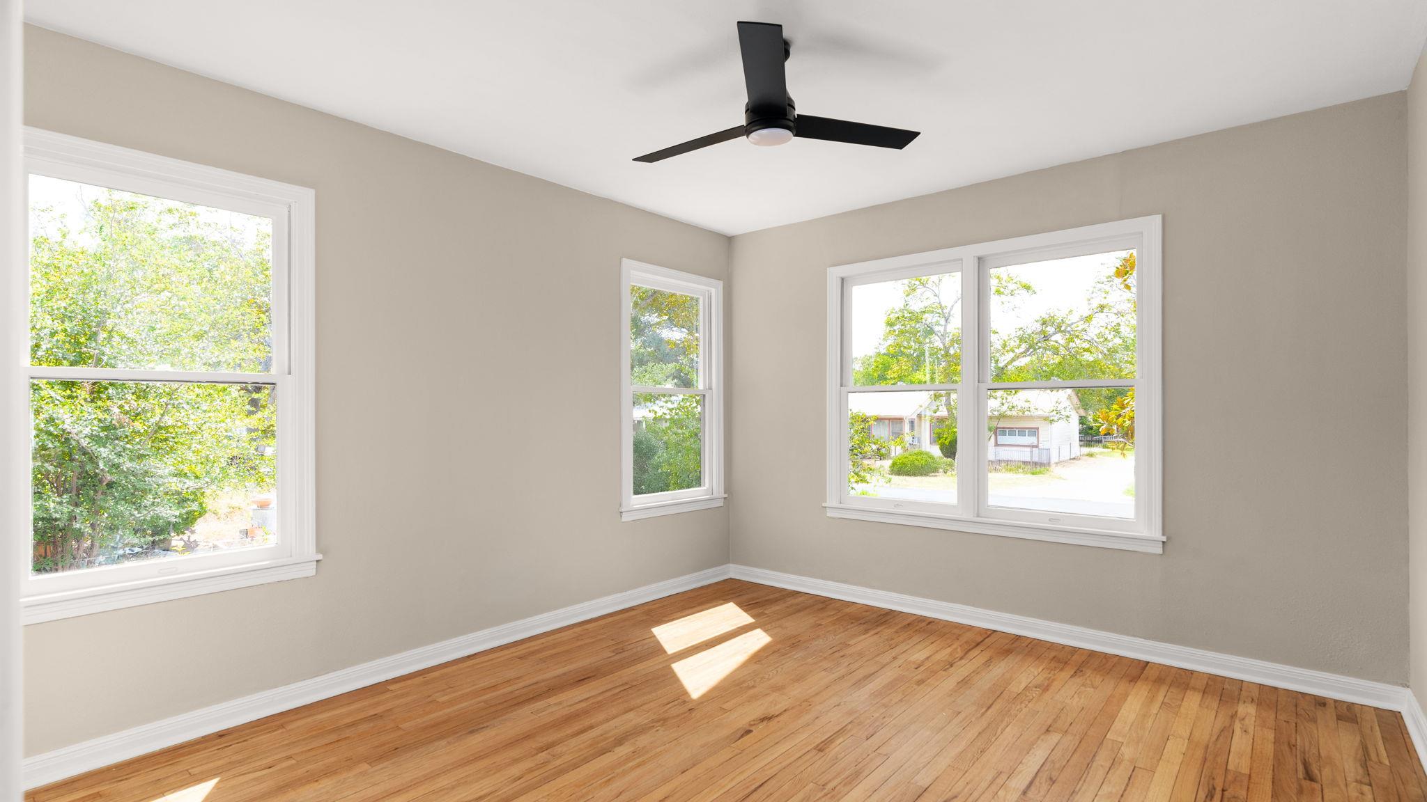 5807 Woodview Ave Property Photo 18