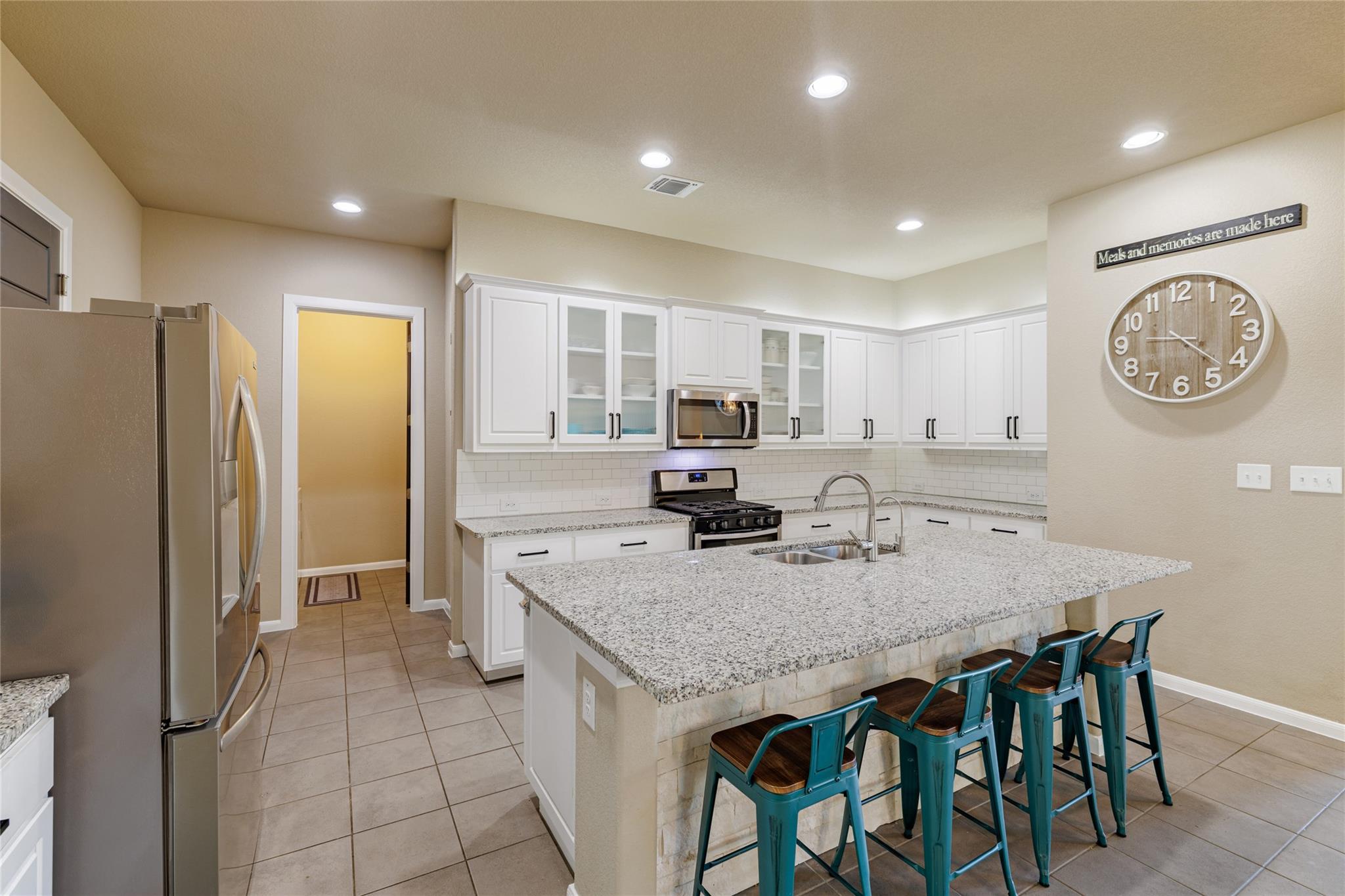 6768 Catania Loop Property Photo 5