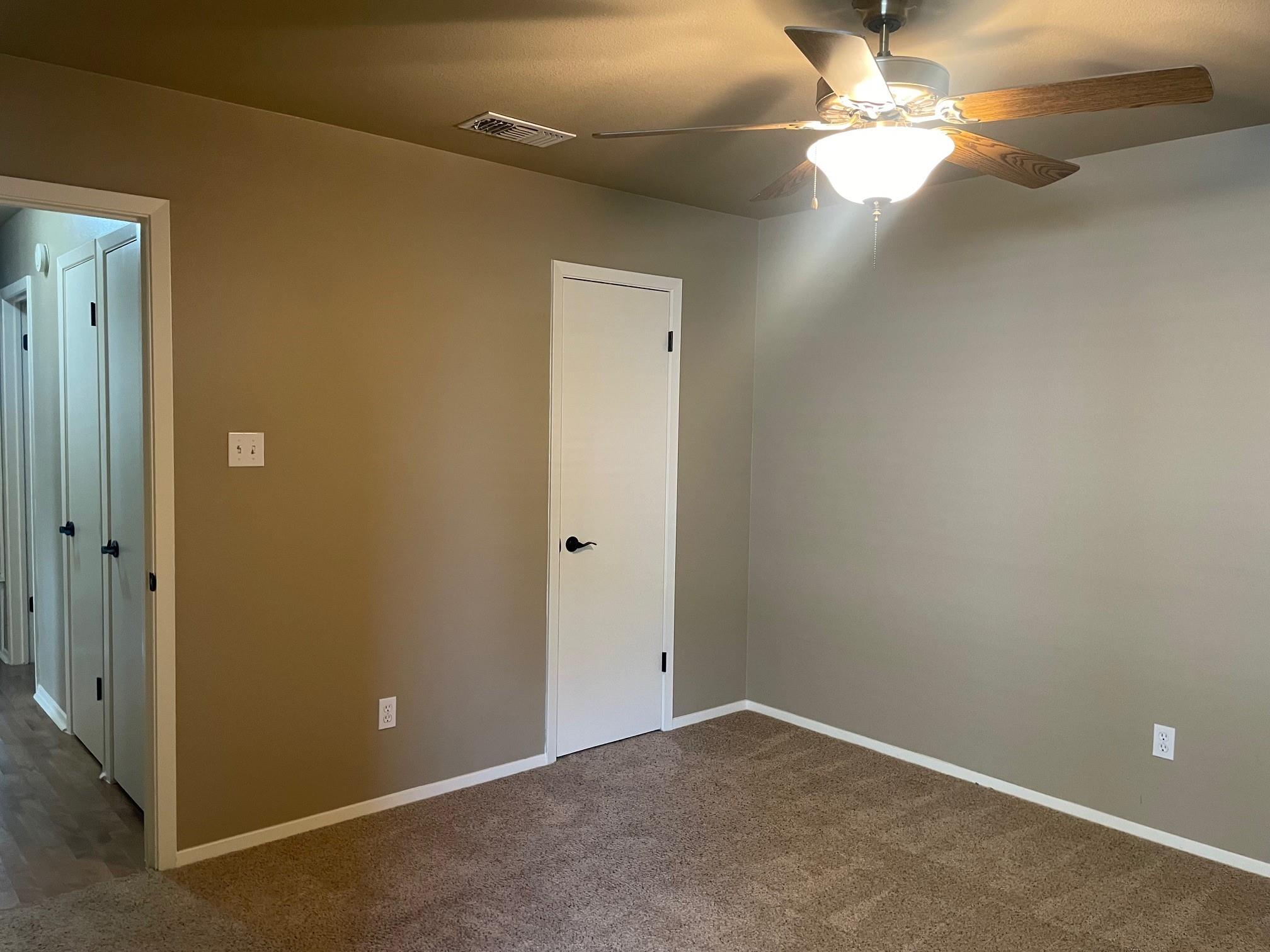 206 E Walter St #a Property Photo 6