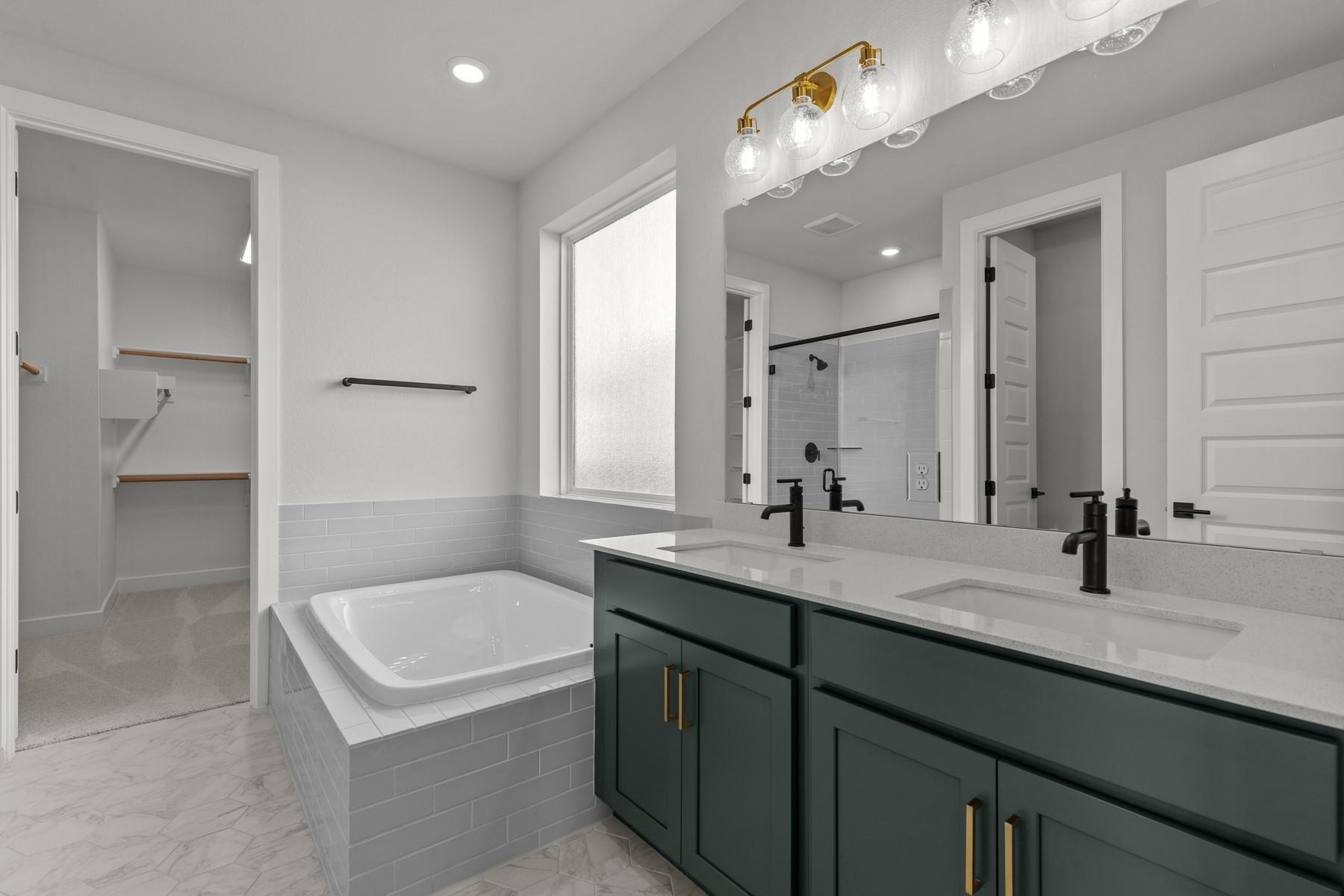 414 Sage Thrasher Cir Property Photo 15
