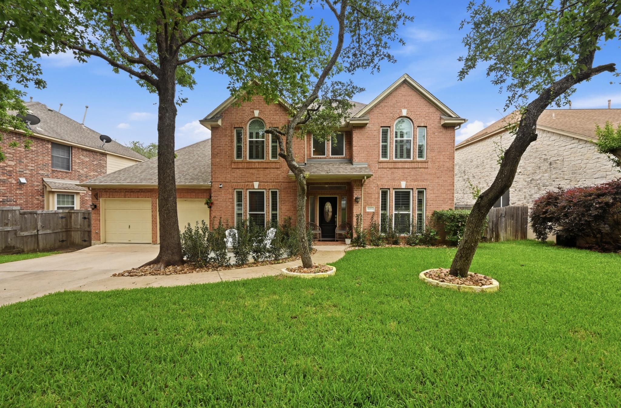 11222 Tracton Ln Property Photo 1