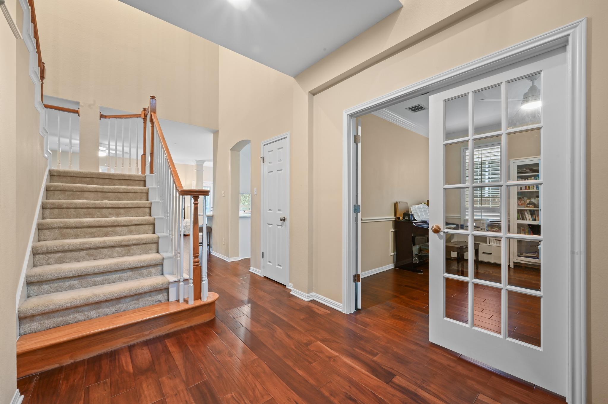11222 Tracton Ln Property Photo 6