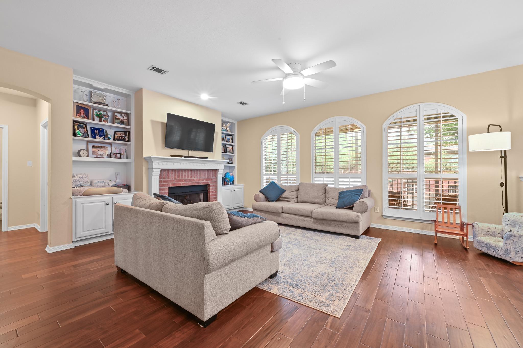 11222 Tracton Ln Property Photo 10