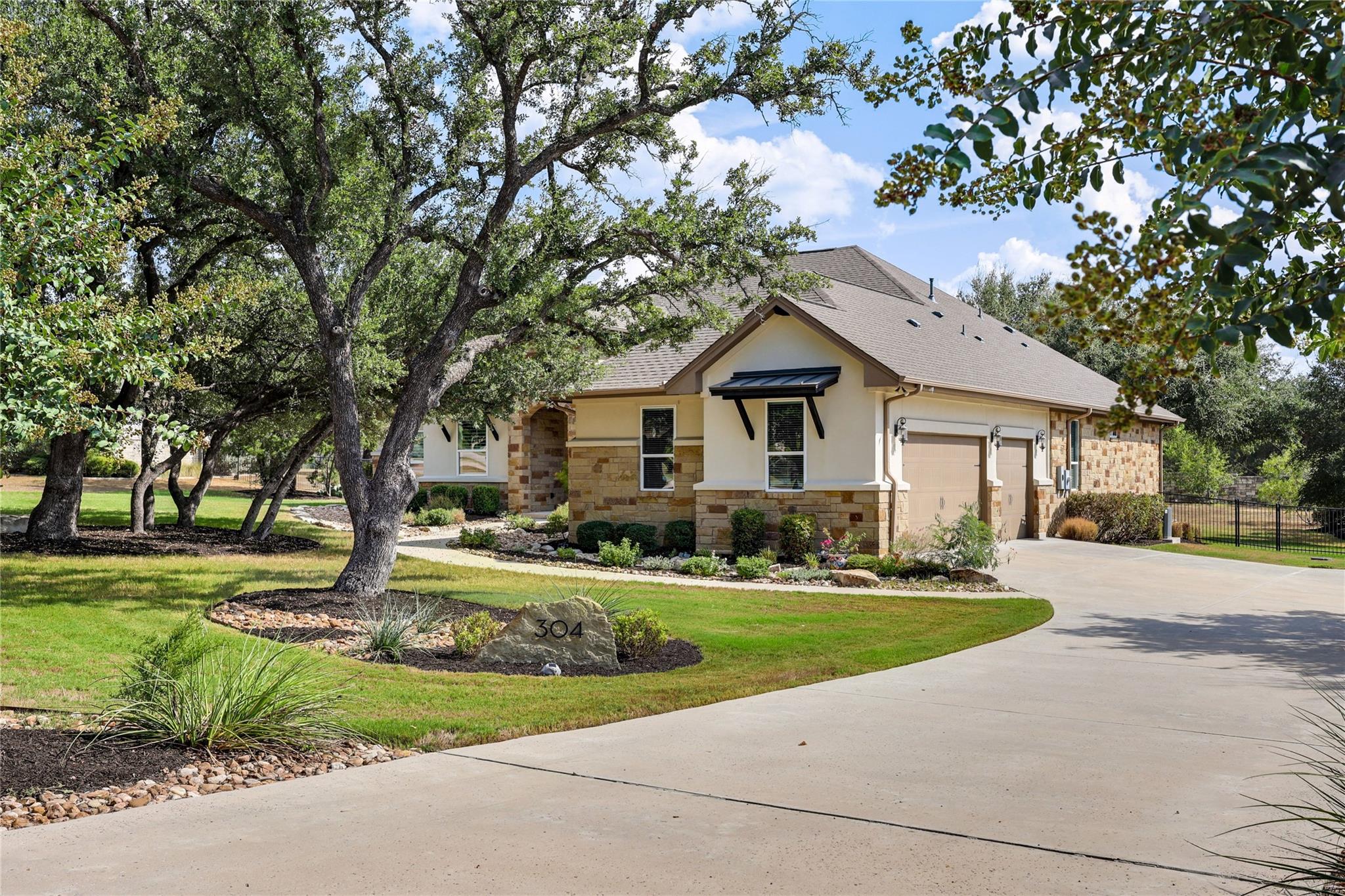 304 Aldea Cv Property Photo 8