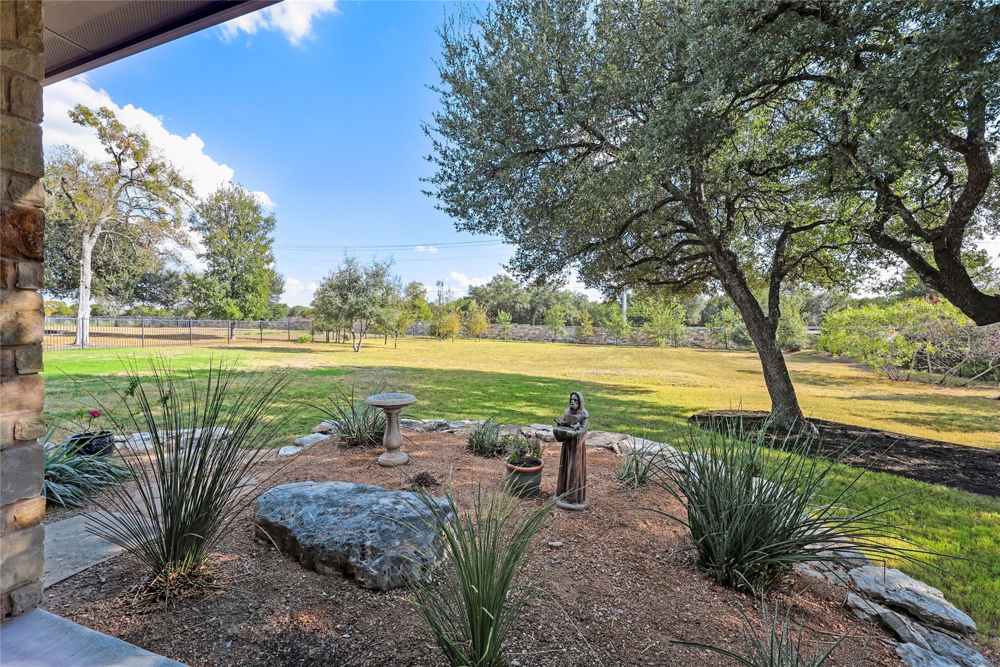 304 Aldea Cv Property Photo 16