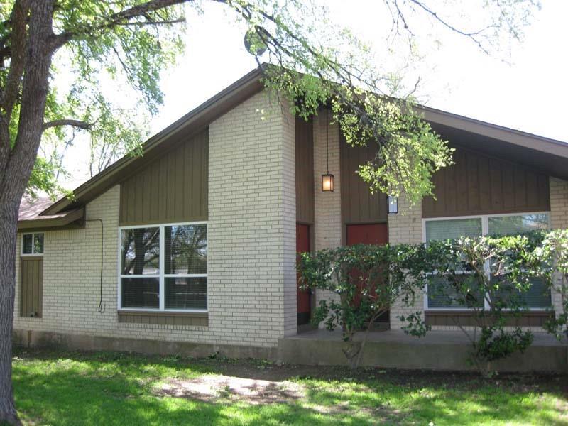 11905 Bell Ave #a Property Photo 1