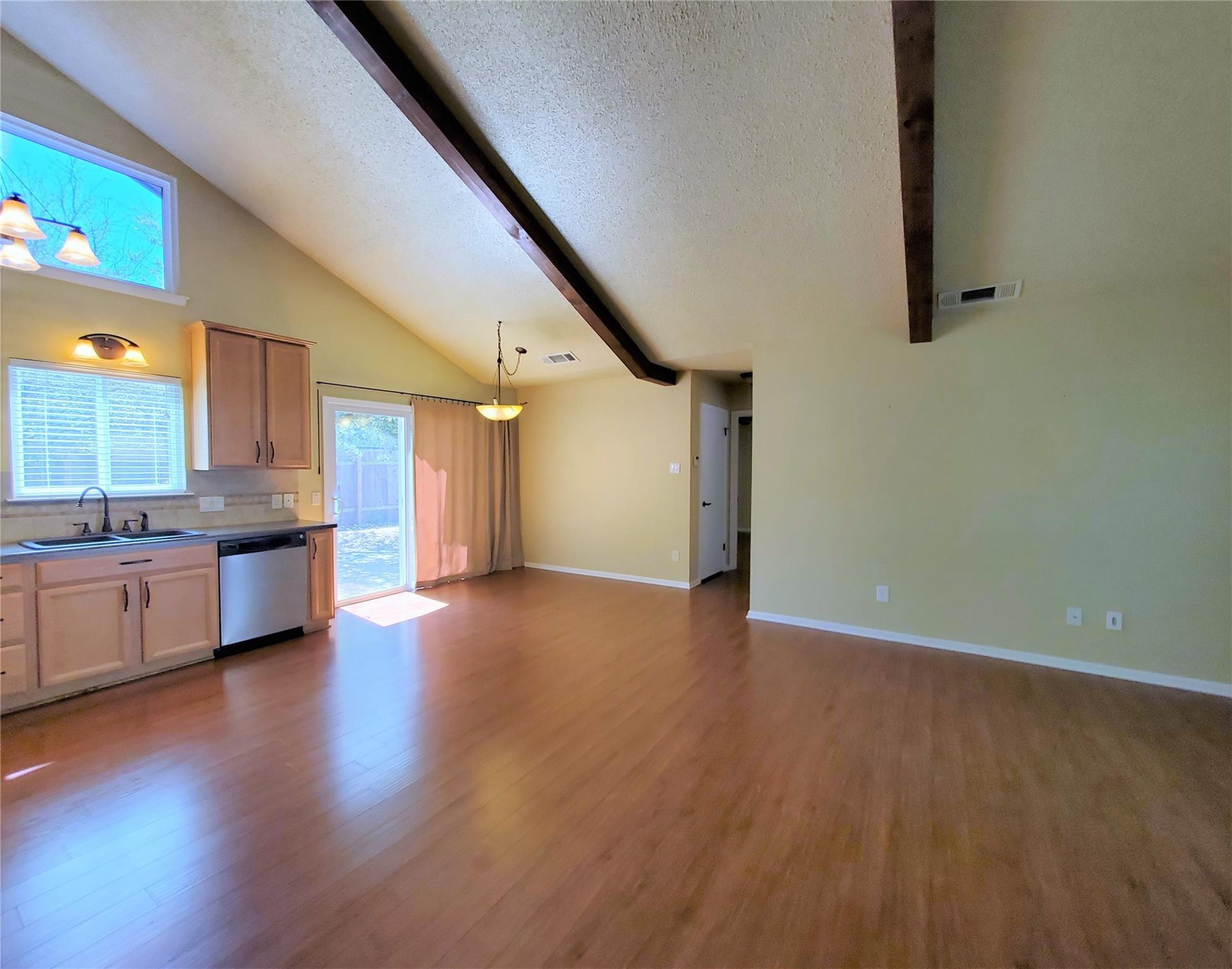 11905 Bell Ave #a Property Photo 4