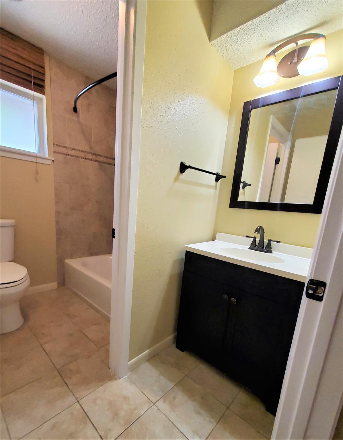 11905 Bell Ave #a Property Photo 9