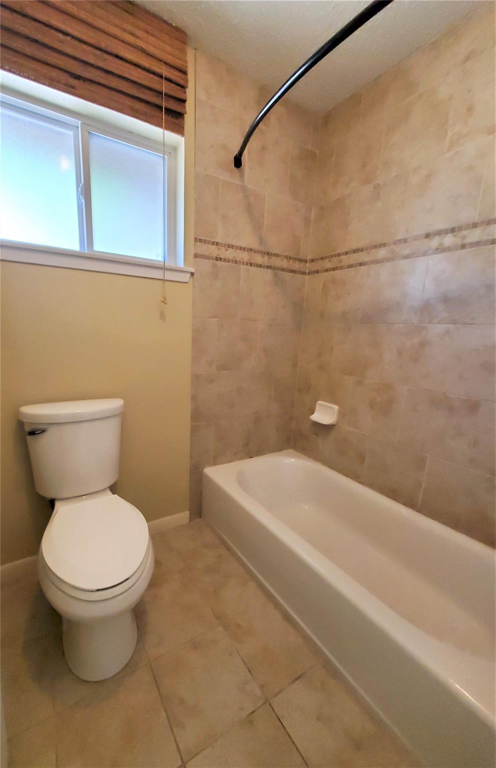 11905 Bell Ave #a Property Photo 10