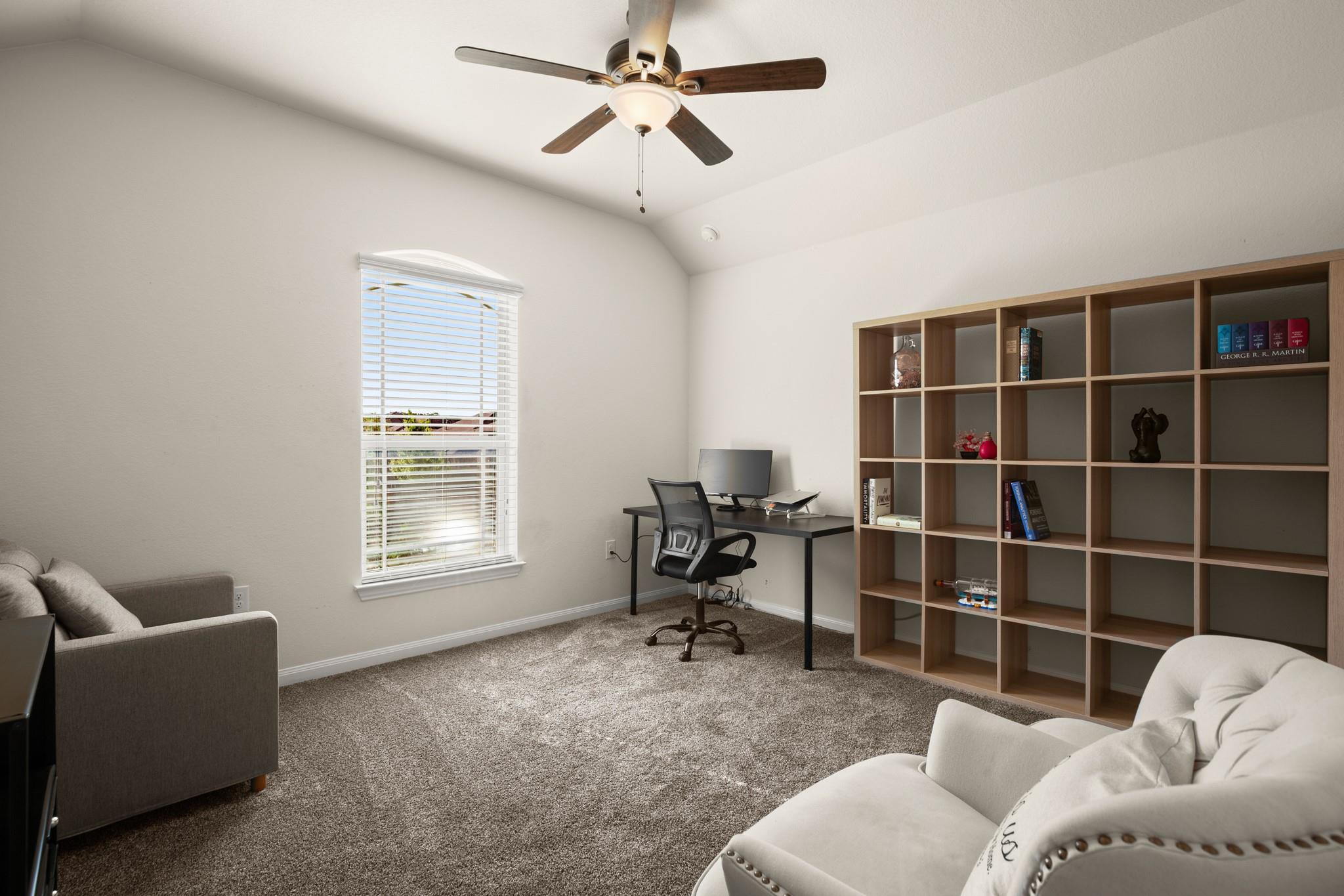 12200 Chalco St Property Photo 32