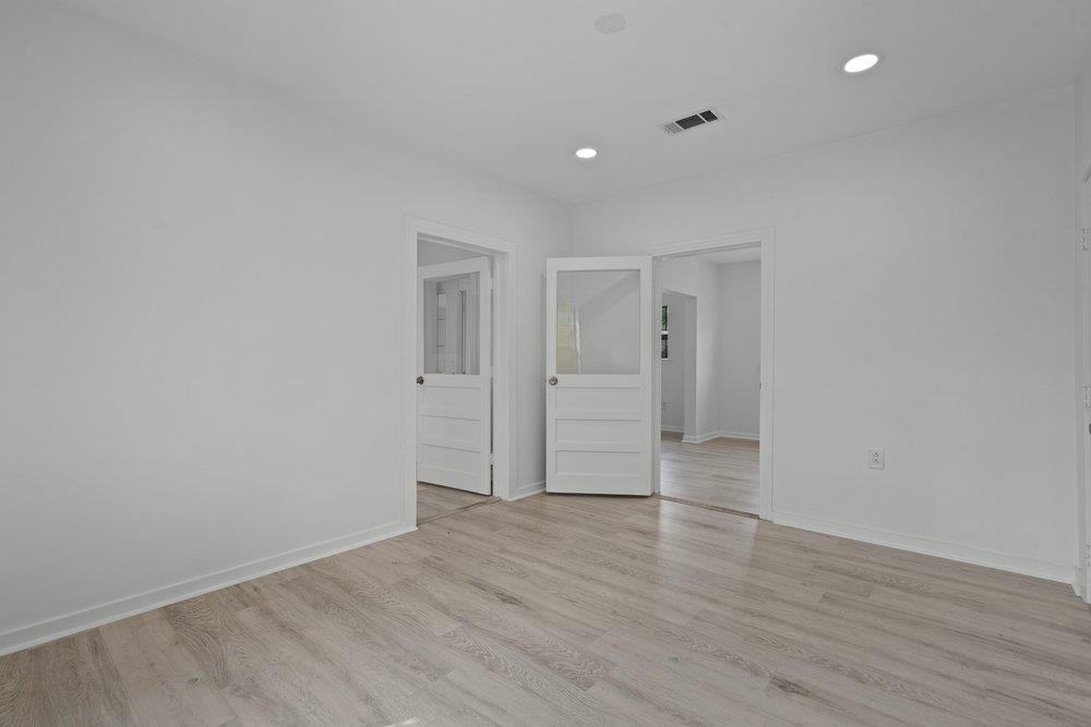 2703 E Cesar Chavez St Property Photo 12