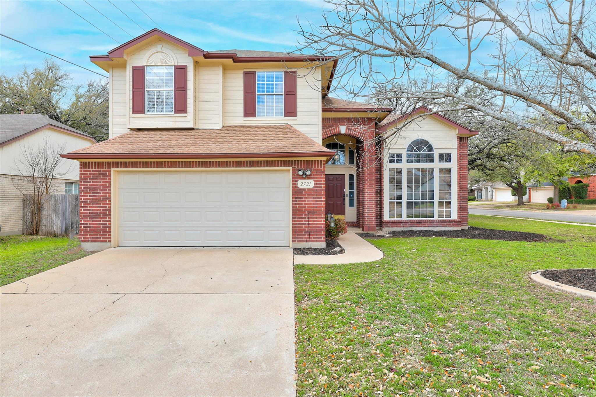 2721 Little Elm Trl Property Photo 2