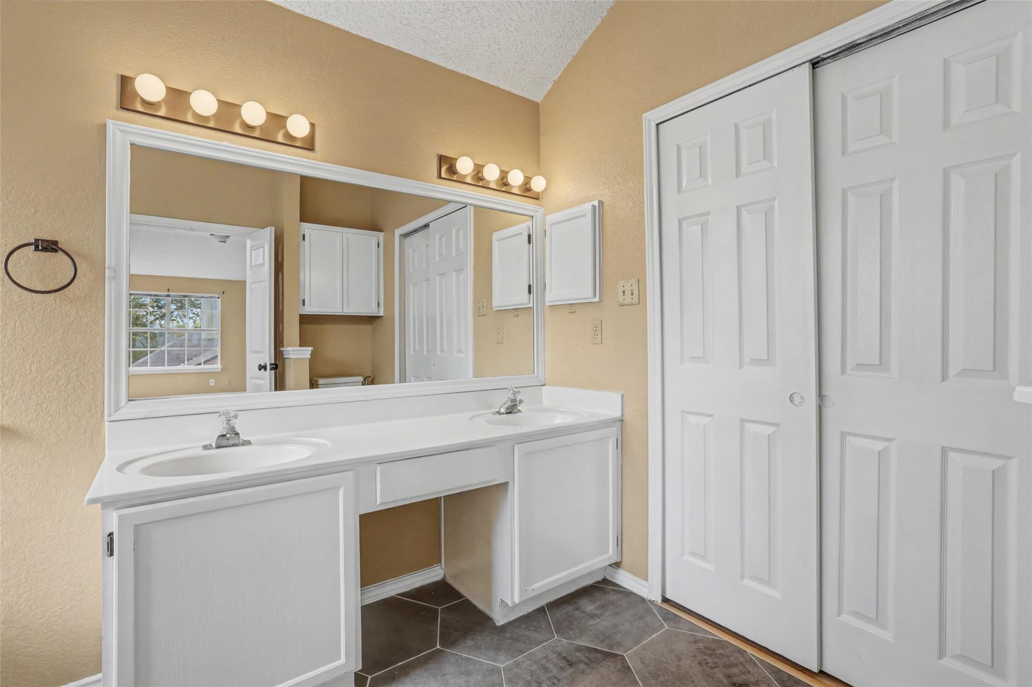 2721 Little Elm Trl Property Photo 19