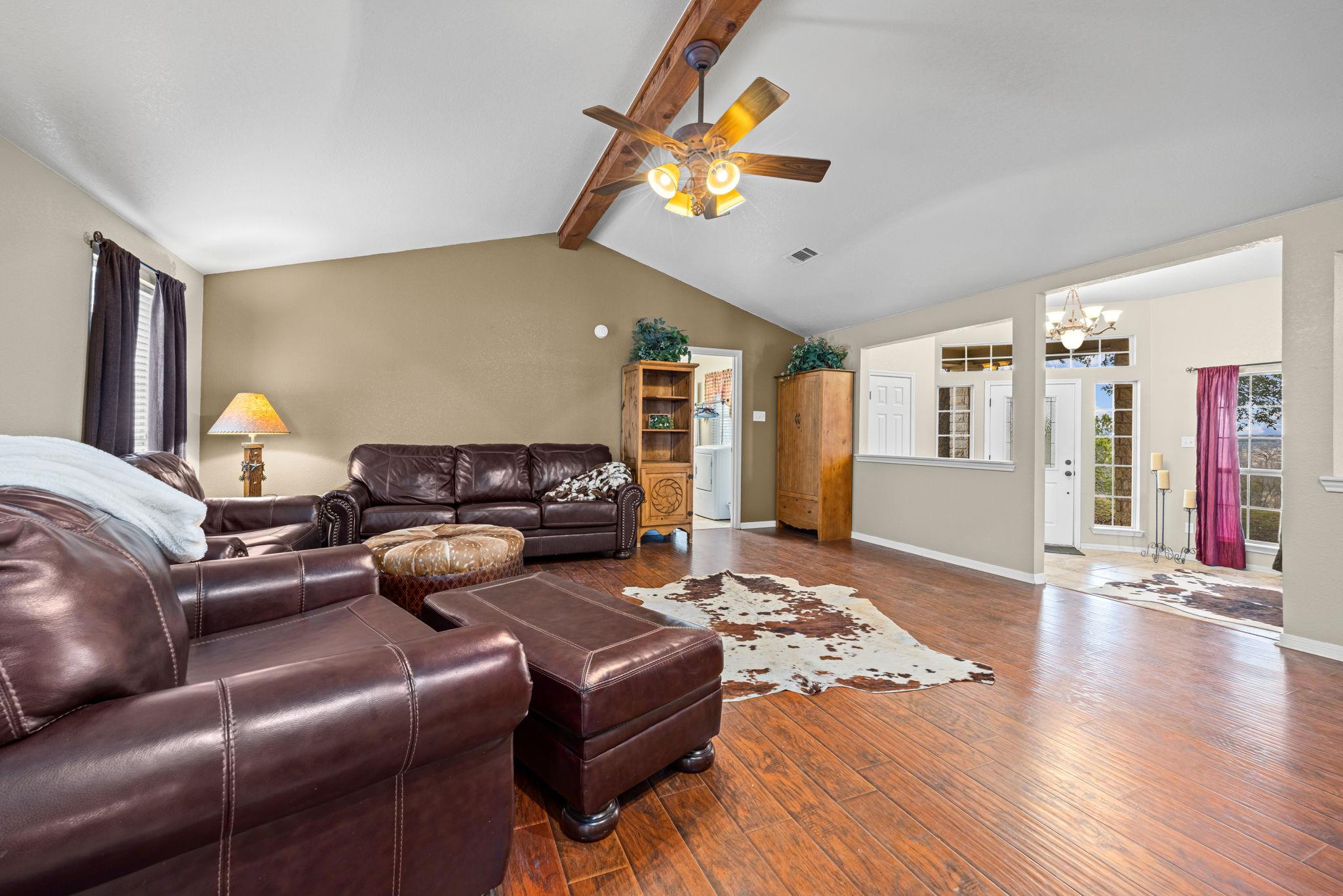 207 County Road 4492 None Property Photo 8
