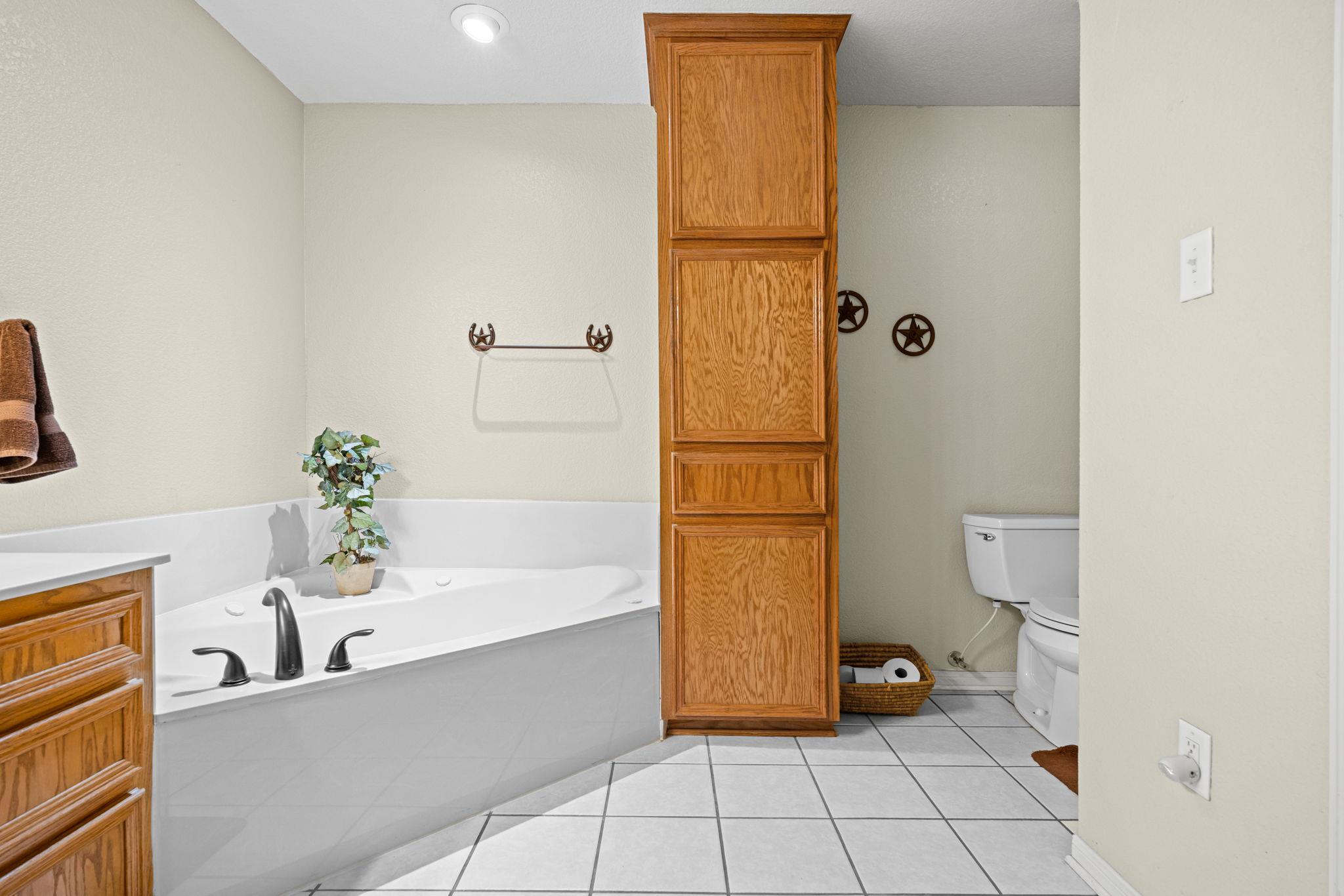 207 County Road 4492 None Property Photo 25