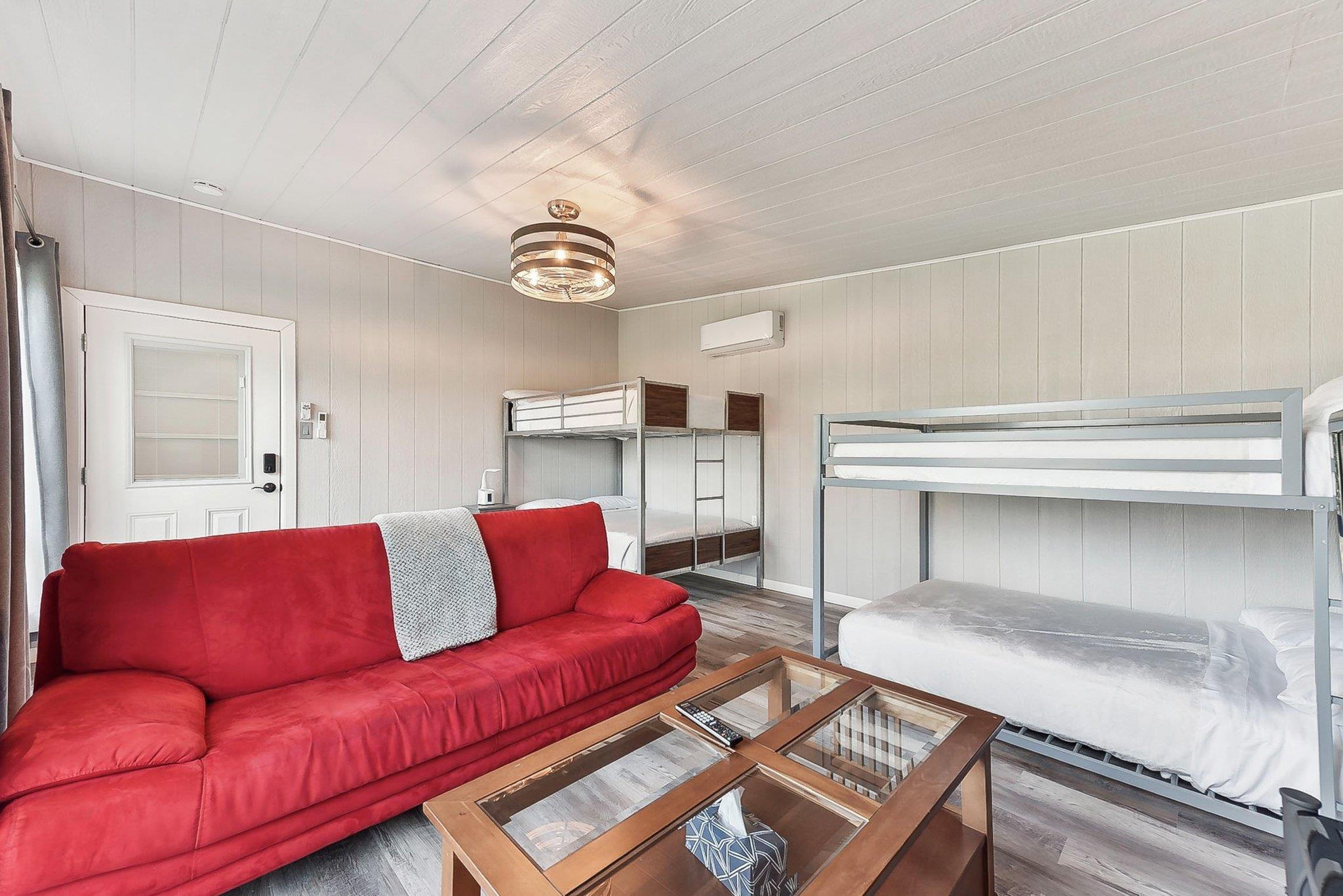 7067 Comanche Trl Property Photo 31