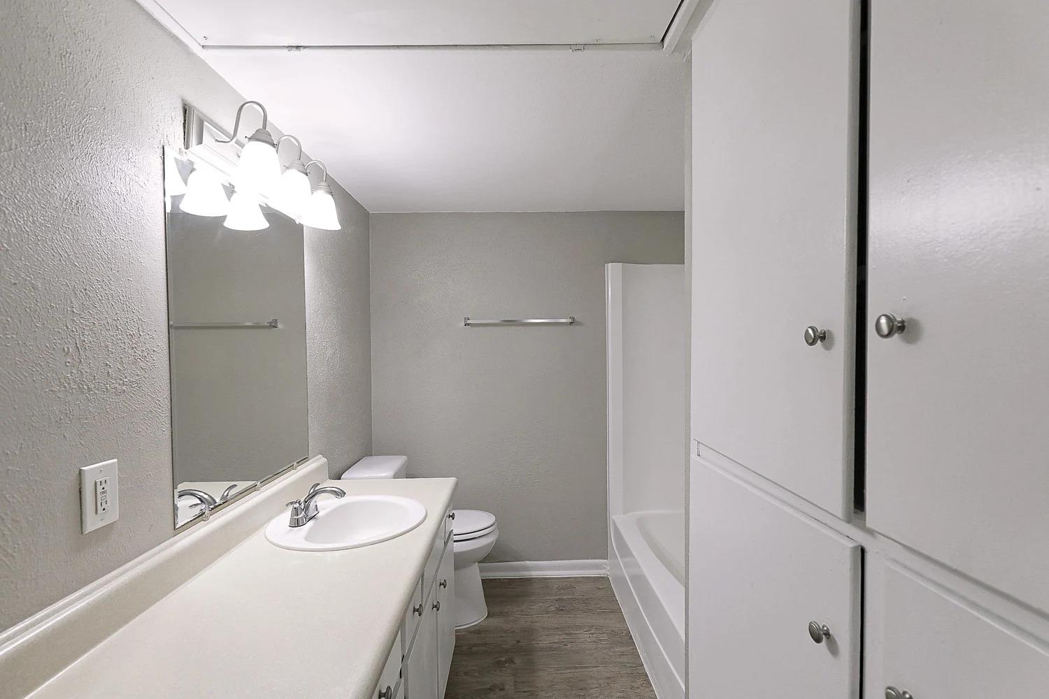 8100 N Mopac Expy #02-107 Property Photo 16