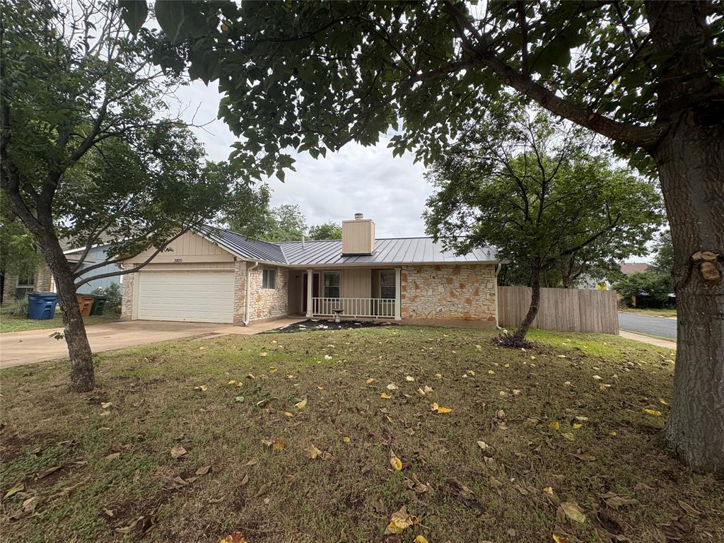 3800 Tattershall Ln Property Photo 2