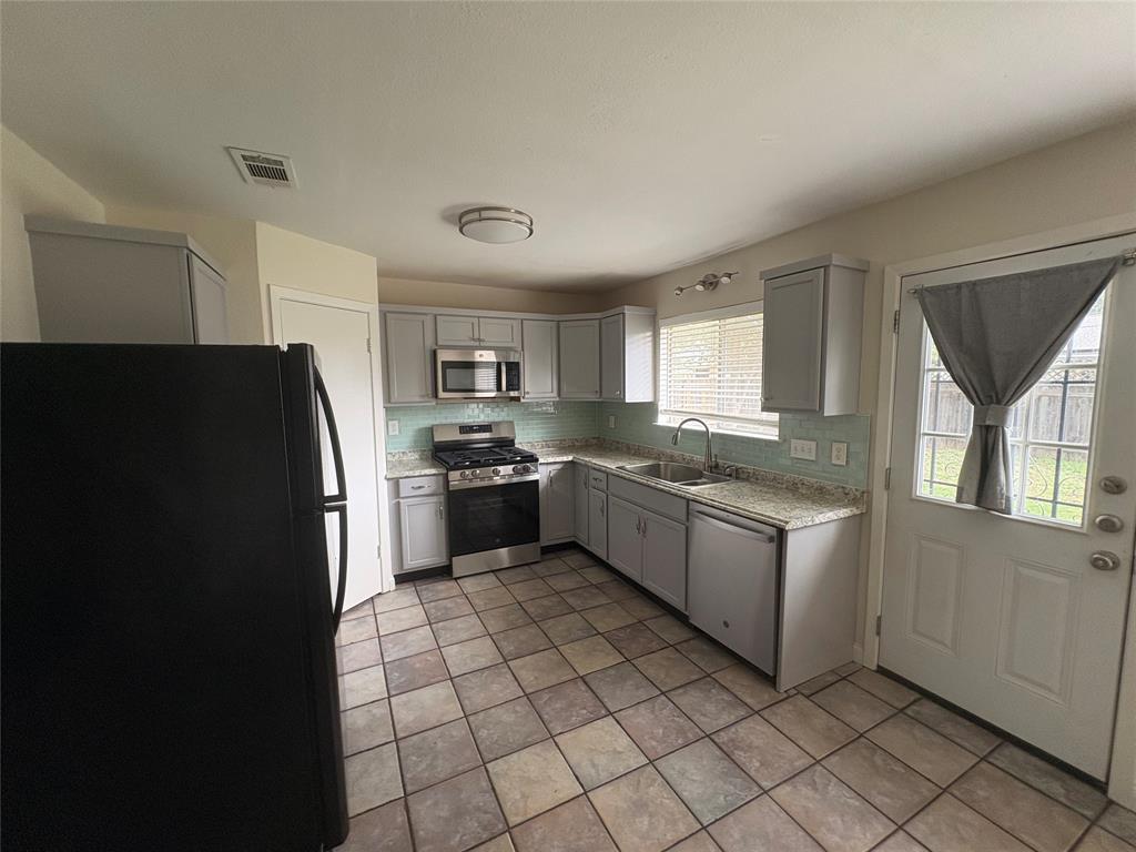 3800 Tattershall Ln Property Photo 8