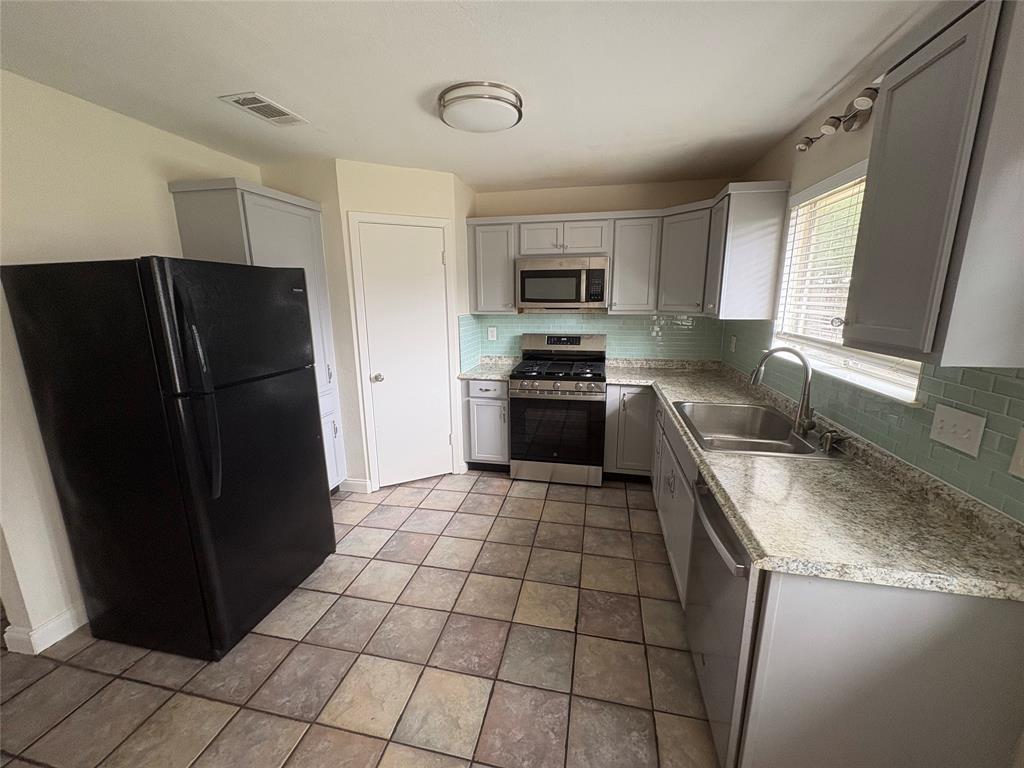 3800 Tattershall Ln Property Photo 9