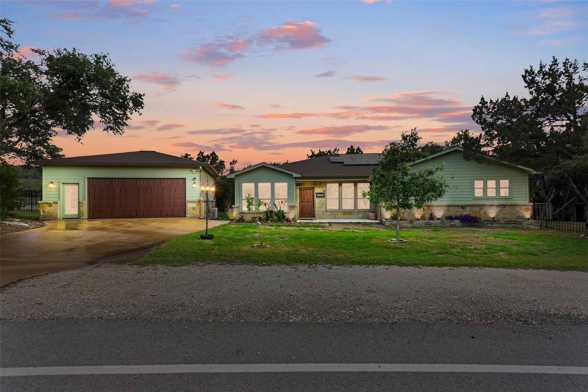 20603 Ridgeview Rd Property Photo