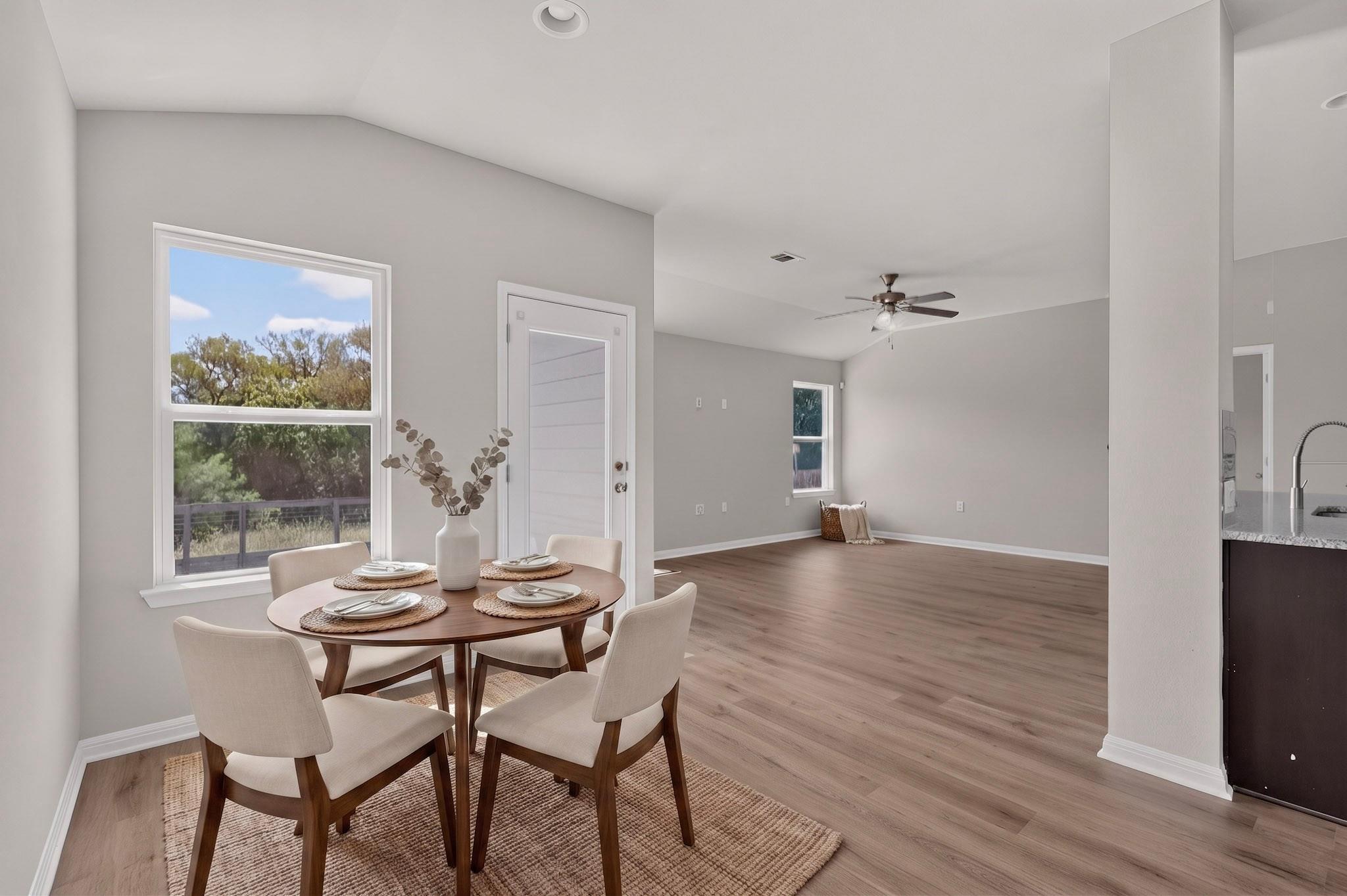 10029 Dalliance Ln Property Photo 3