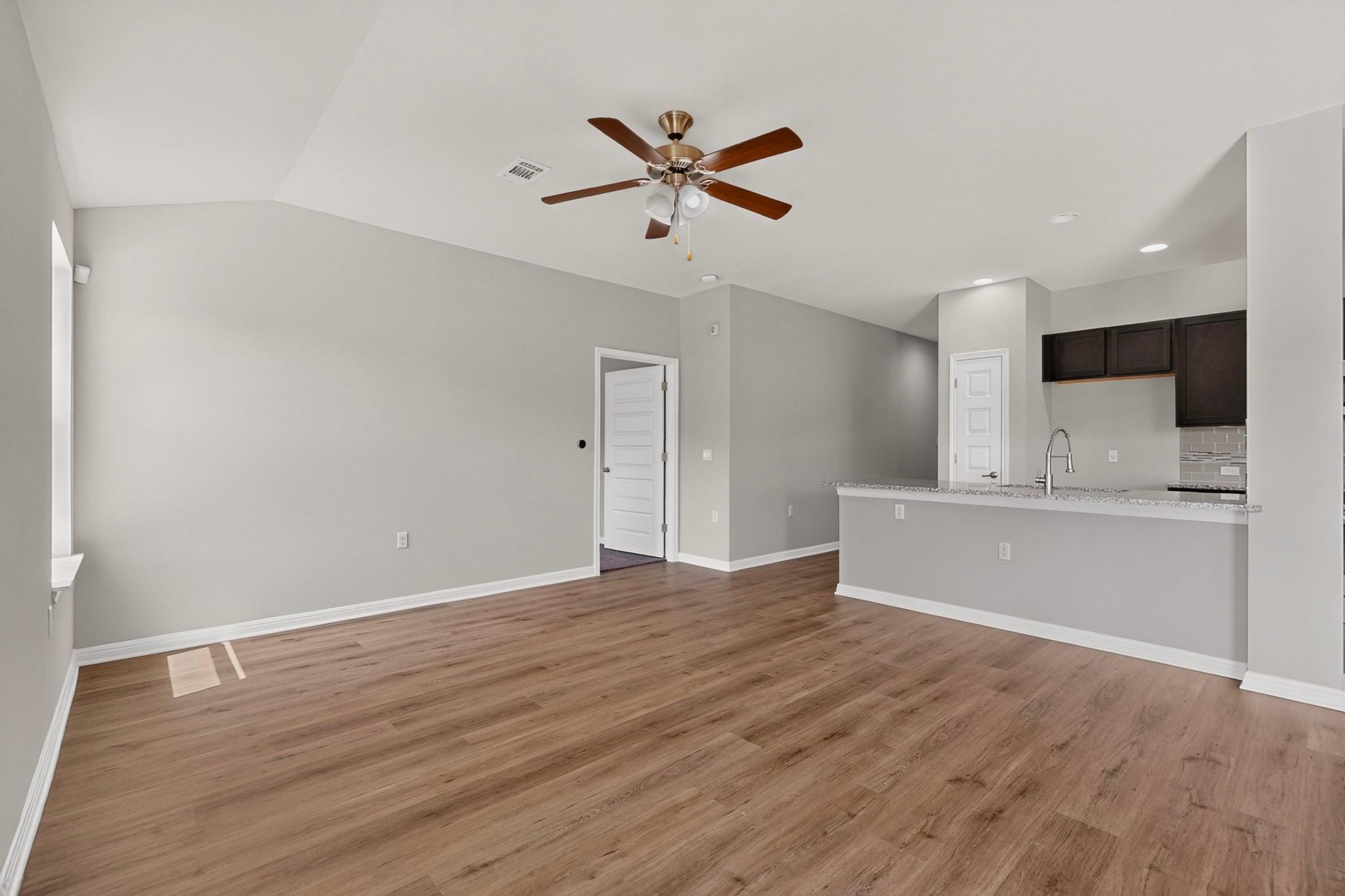 10029 Dalliance Ln Property Photo 10