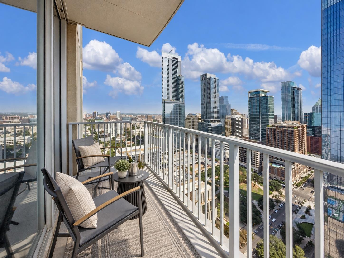 360 Nueces St #3409 Property Photo 35