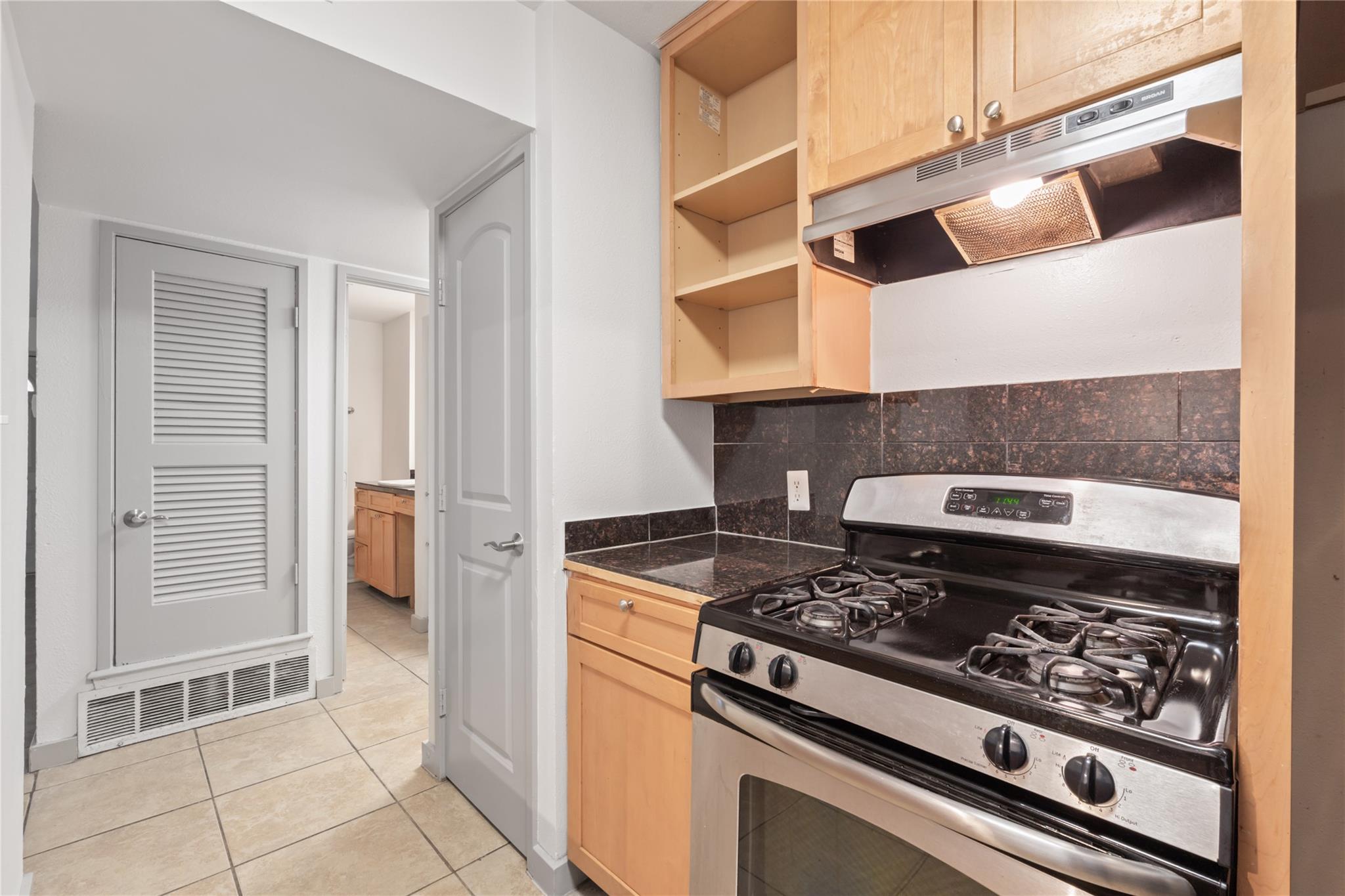 1301 W Ben White Blvd #208 Property Photo 8