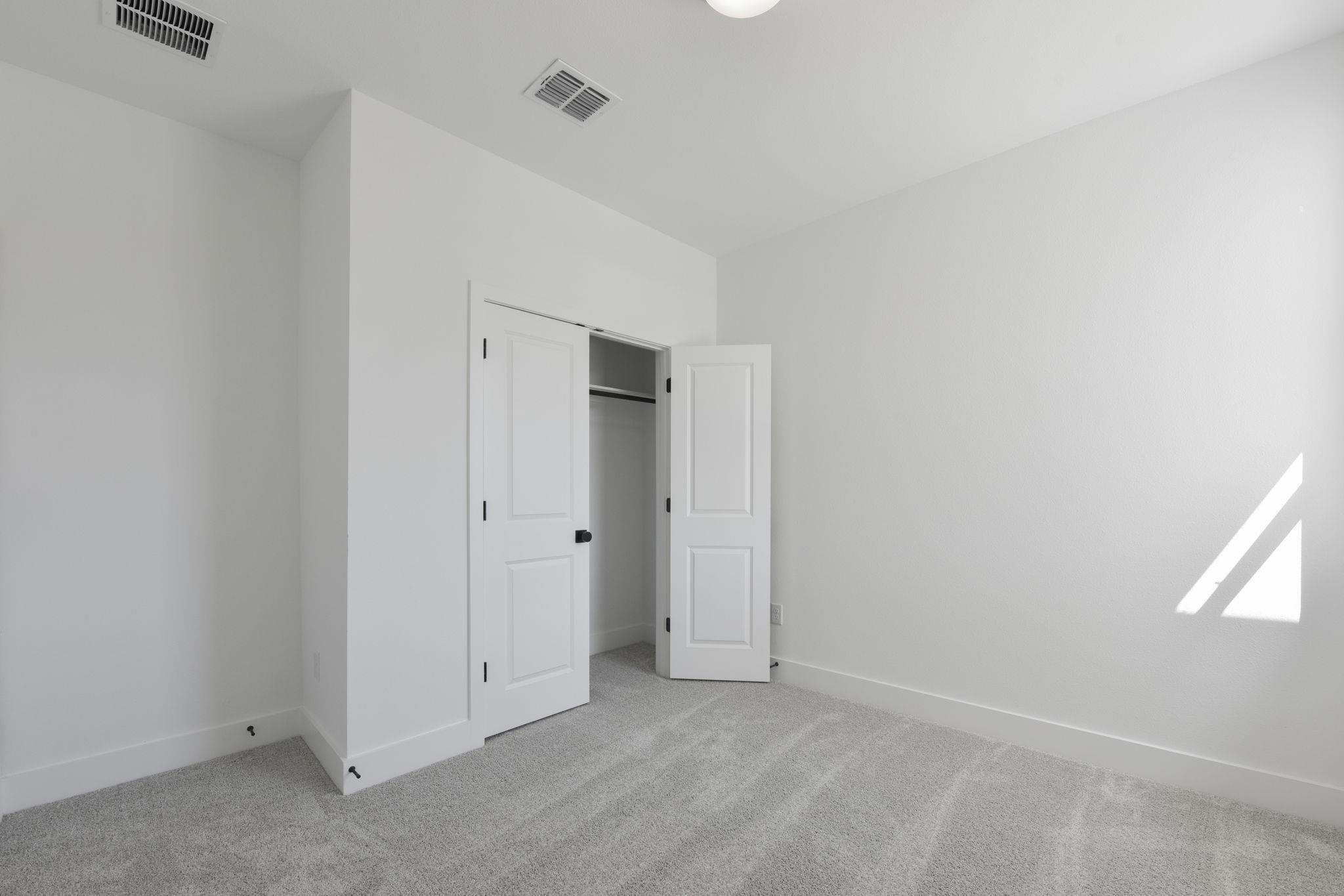 149 Maverick Ave Property Photo 21